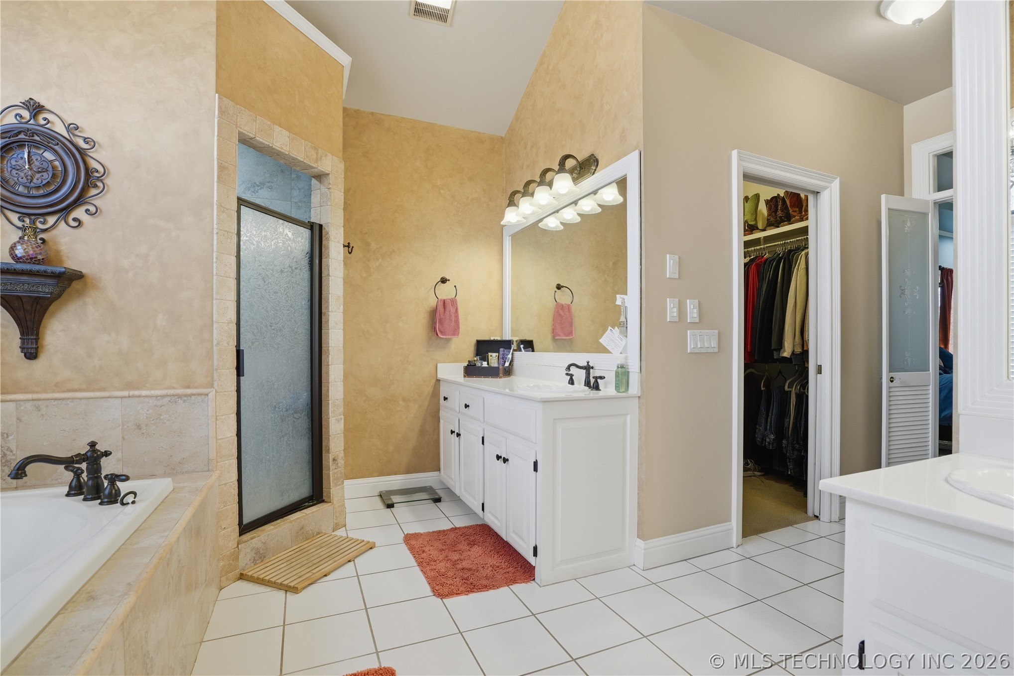 4210 Eagle Crest Property Photo 18