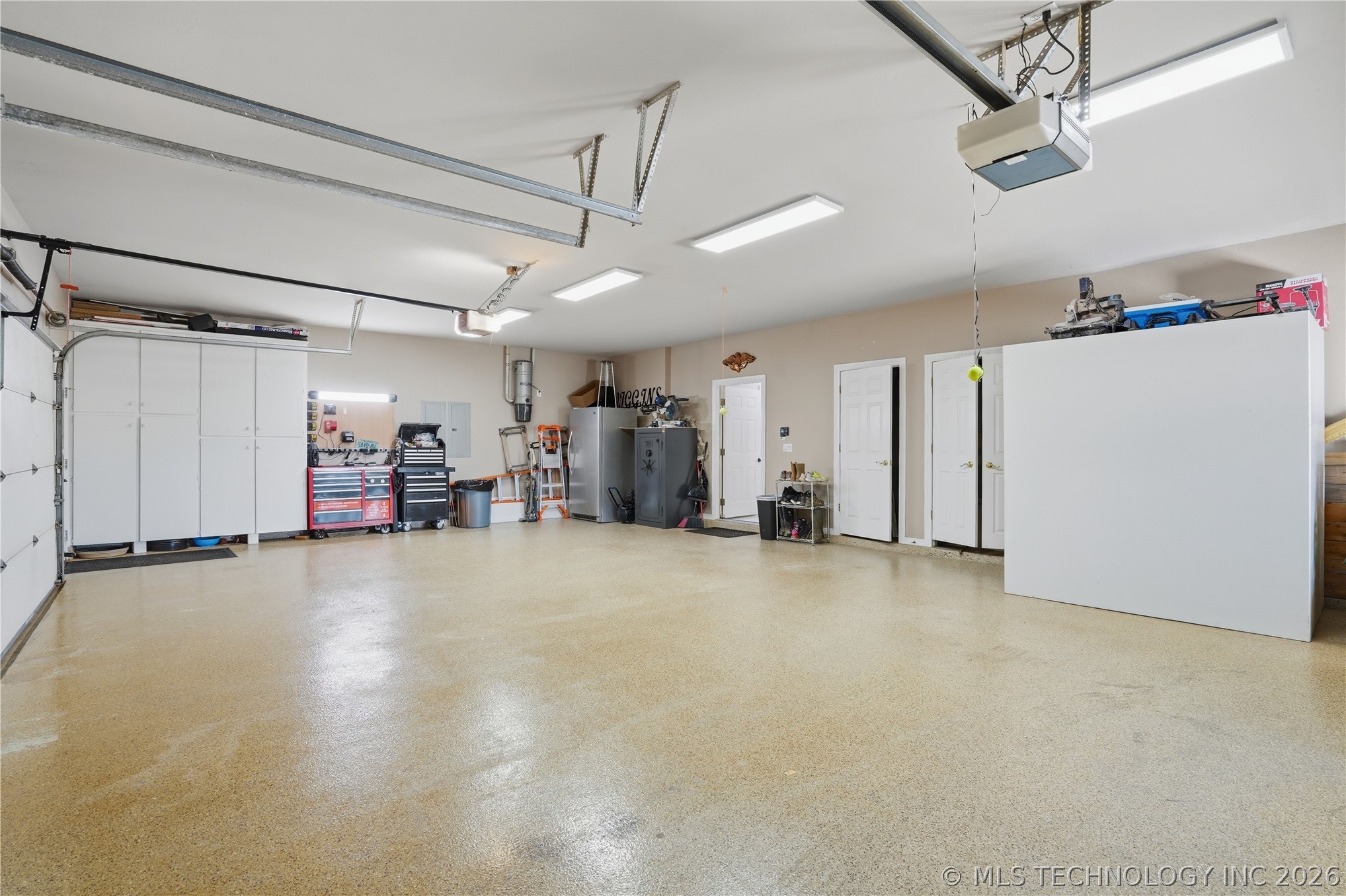 4210 Eagle Crest Property Photo 28