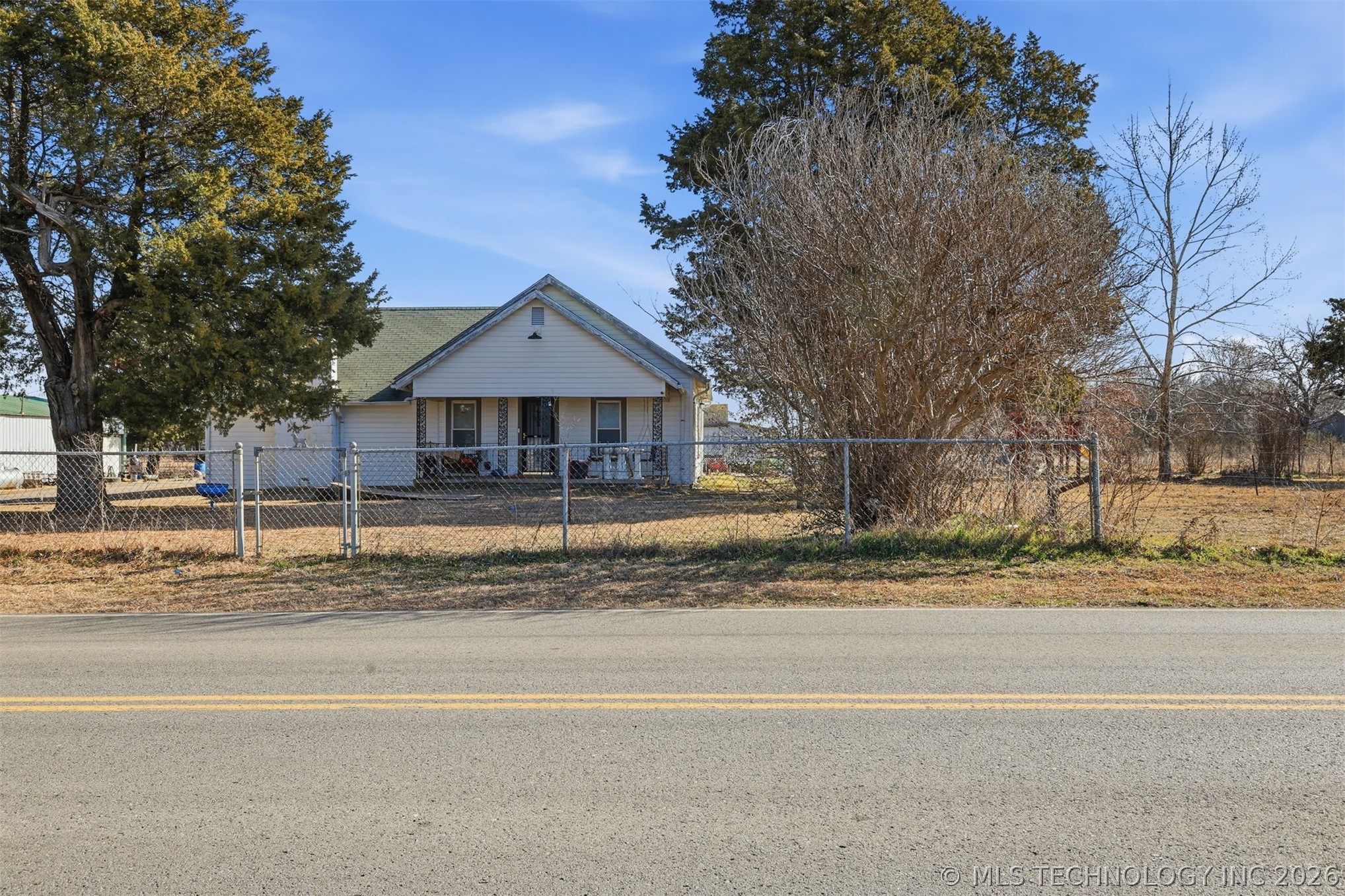 3820 S York Street Property Photo 6
