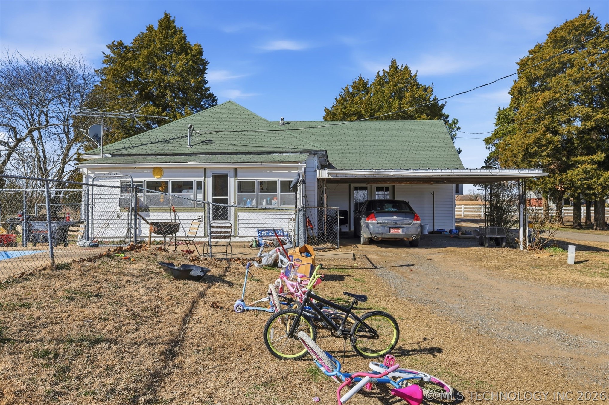 3820 S York Street Property Photo 23