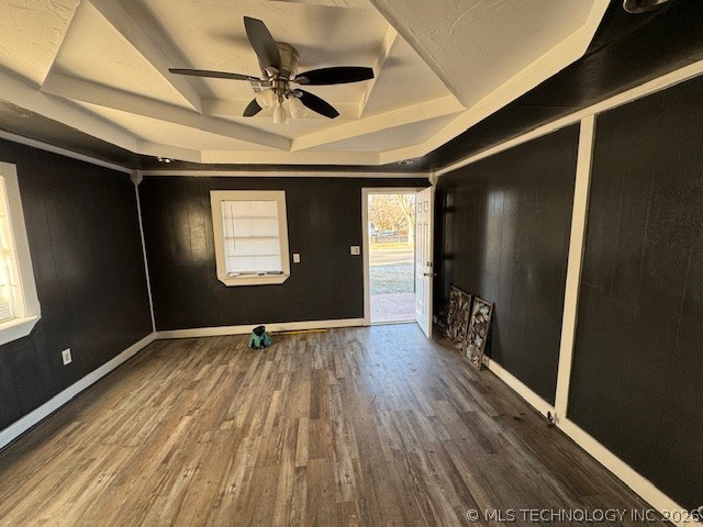 219 W 4th Property Photo 8