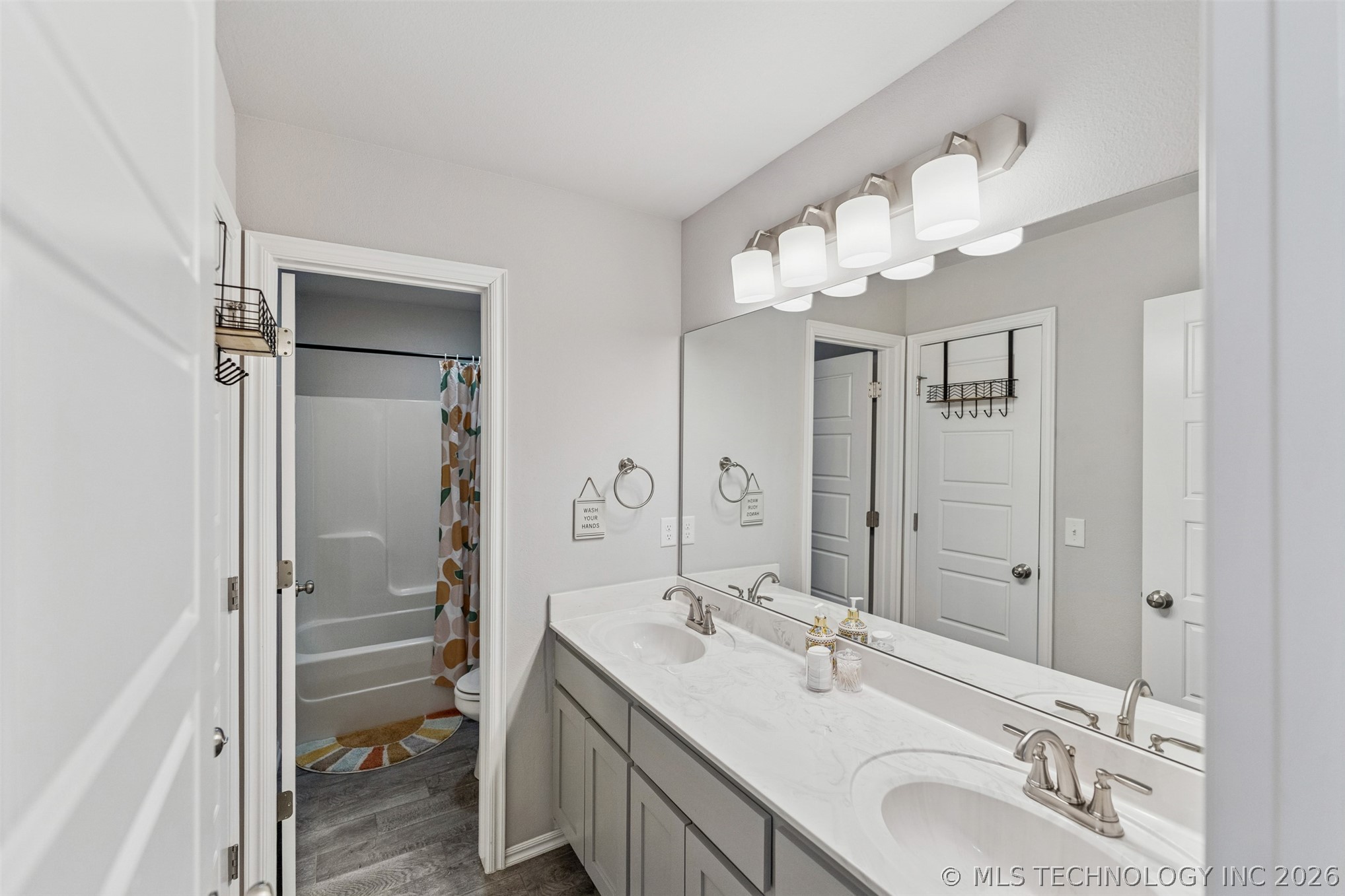 12504 N 132nd East Avenue Property Photo 7