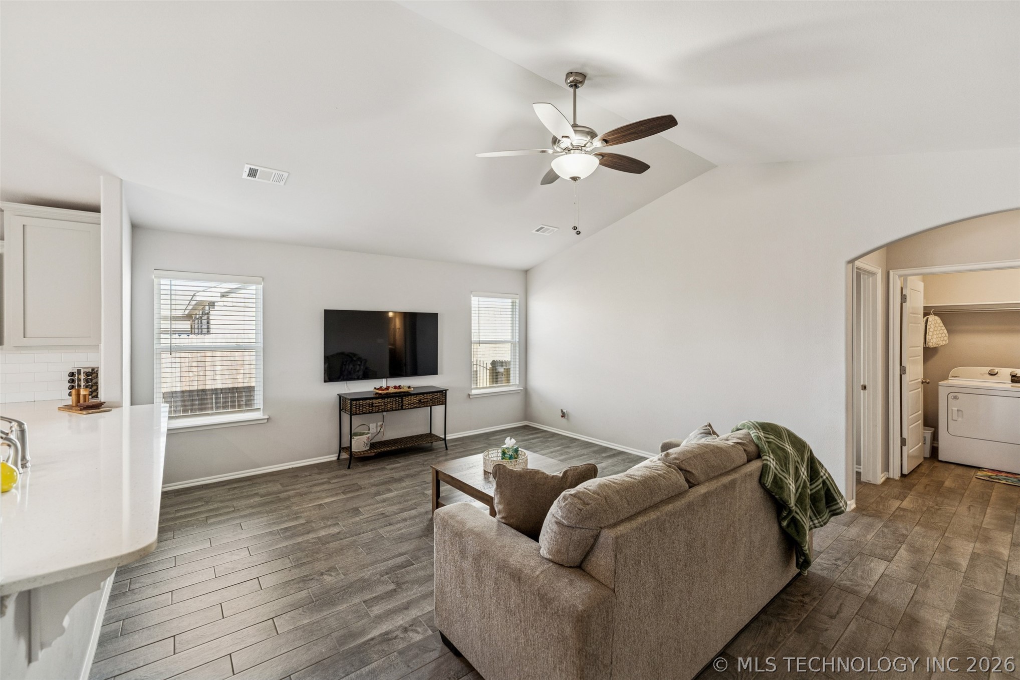 12504 N 132nd East Avenue Property Photo 15