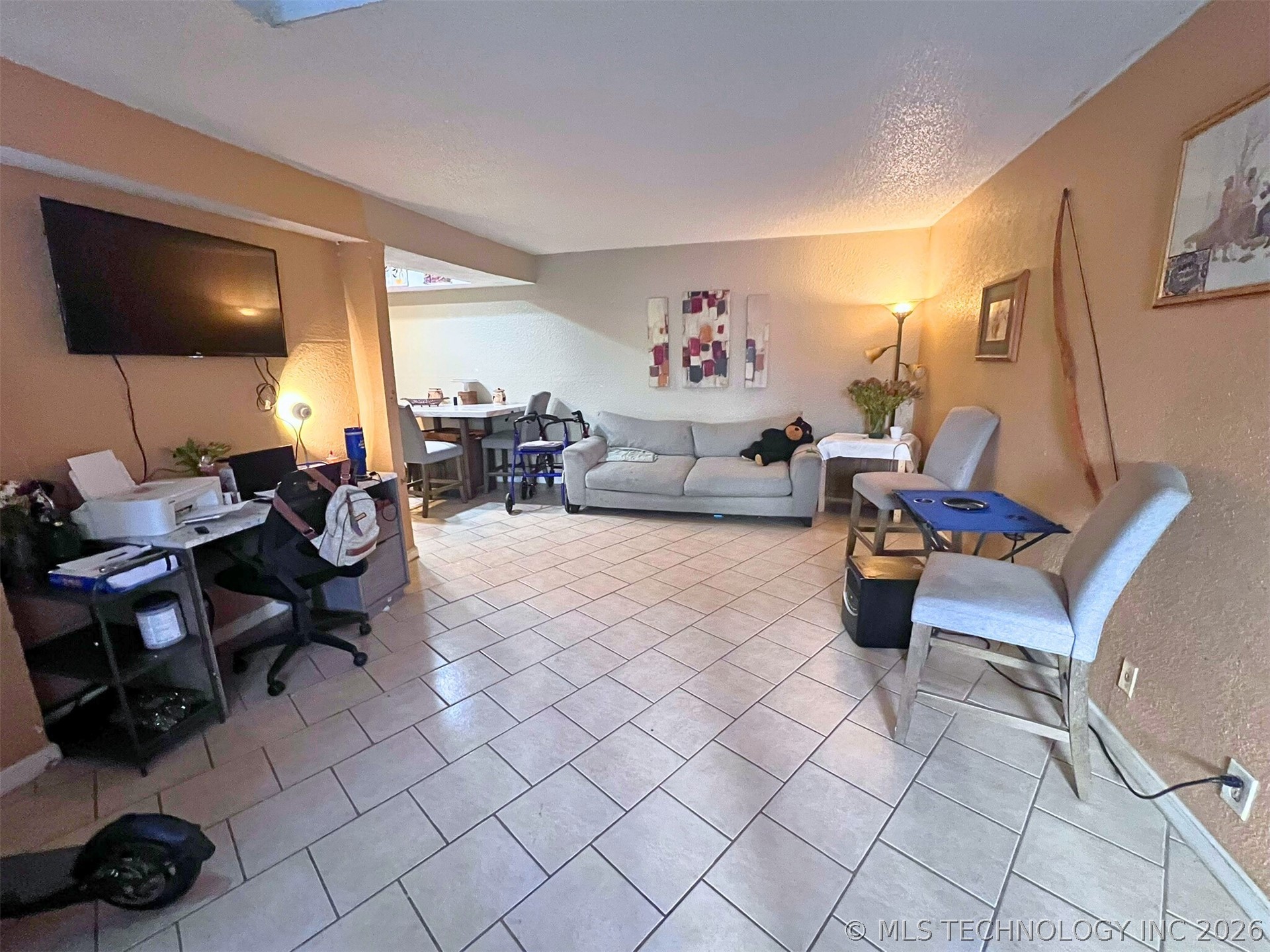 2211 E 66th Place S 807 Property Photo 4