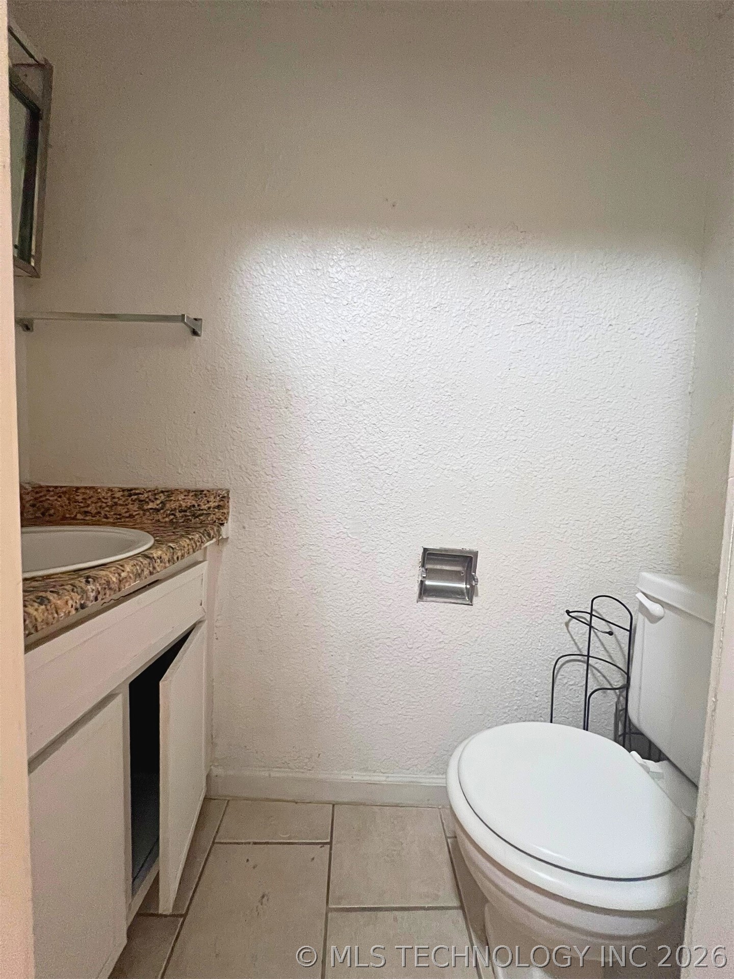 2211 E 66th Place S 807 Property Photo 11