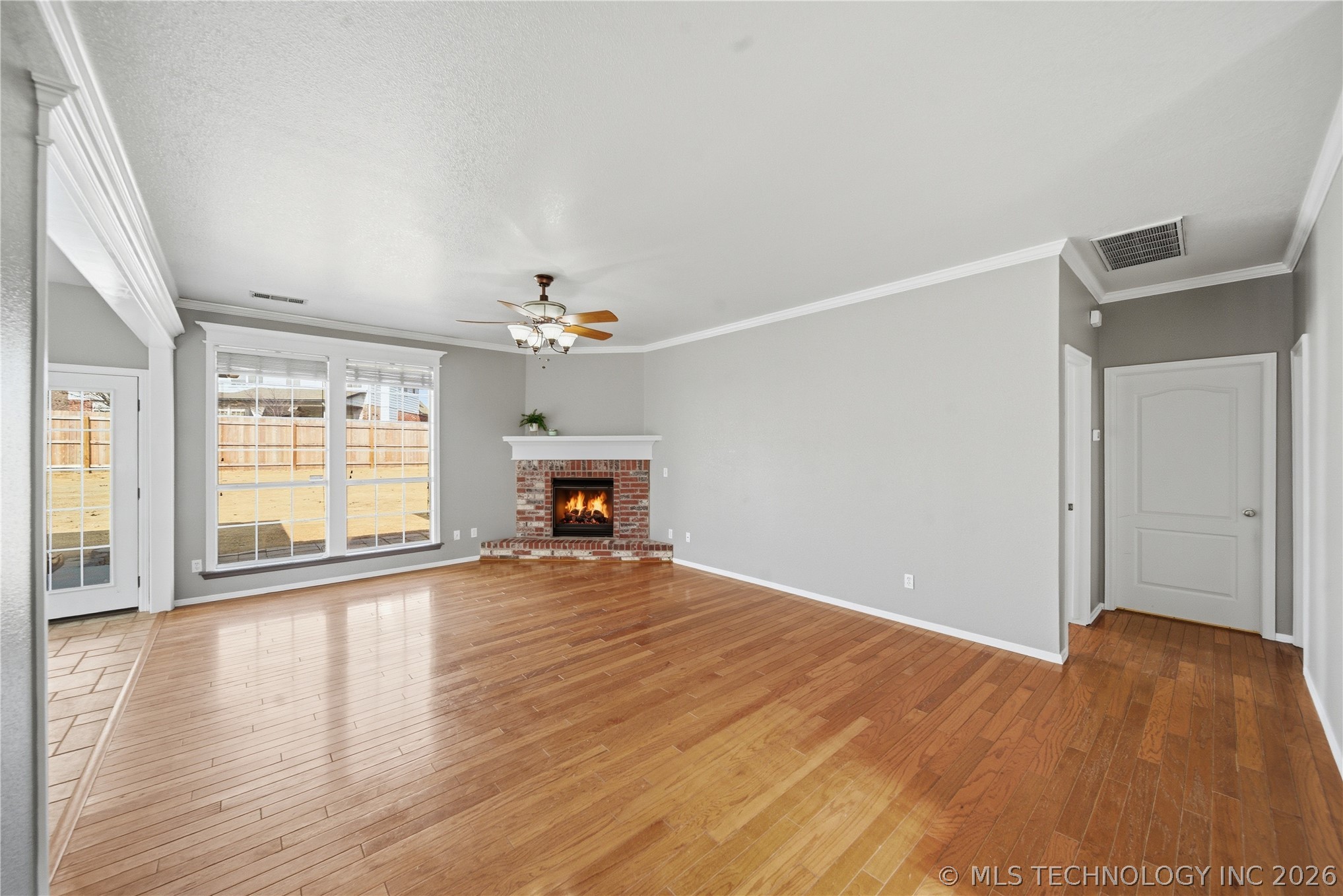 4408 W Elgin Street Property Photo 5