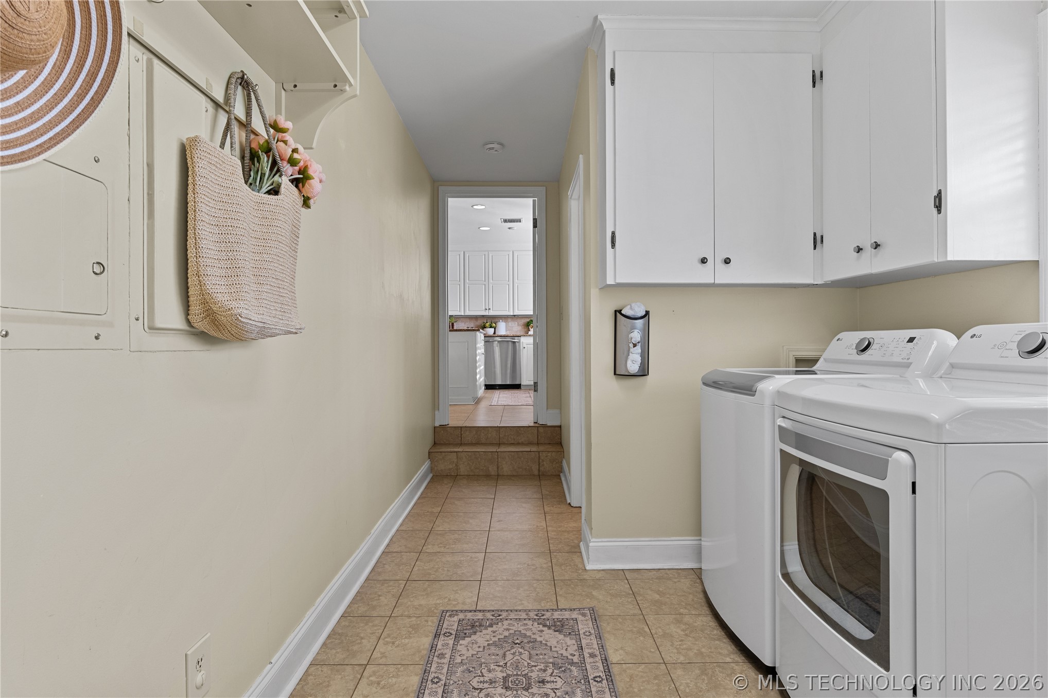 3707 E 47th Place Property Photo 34