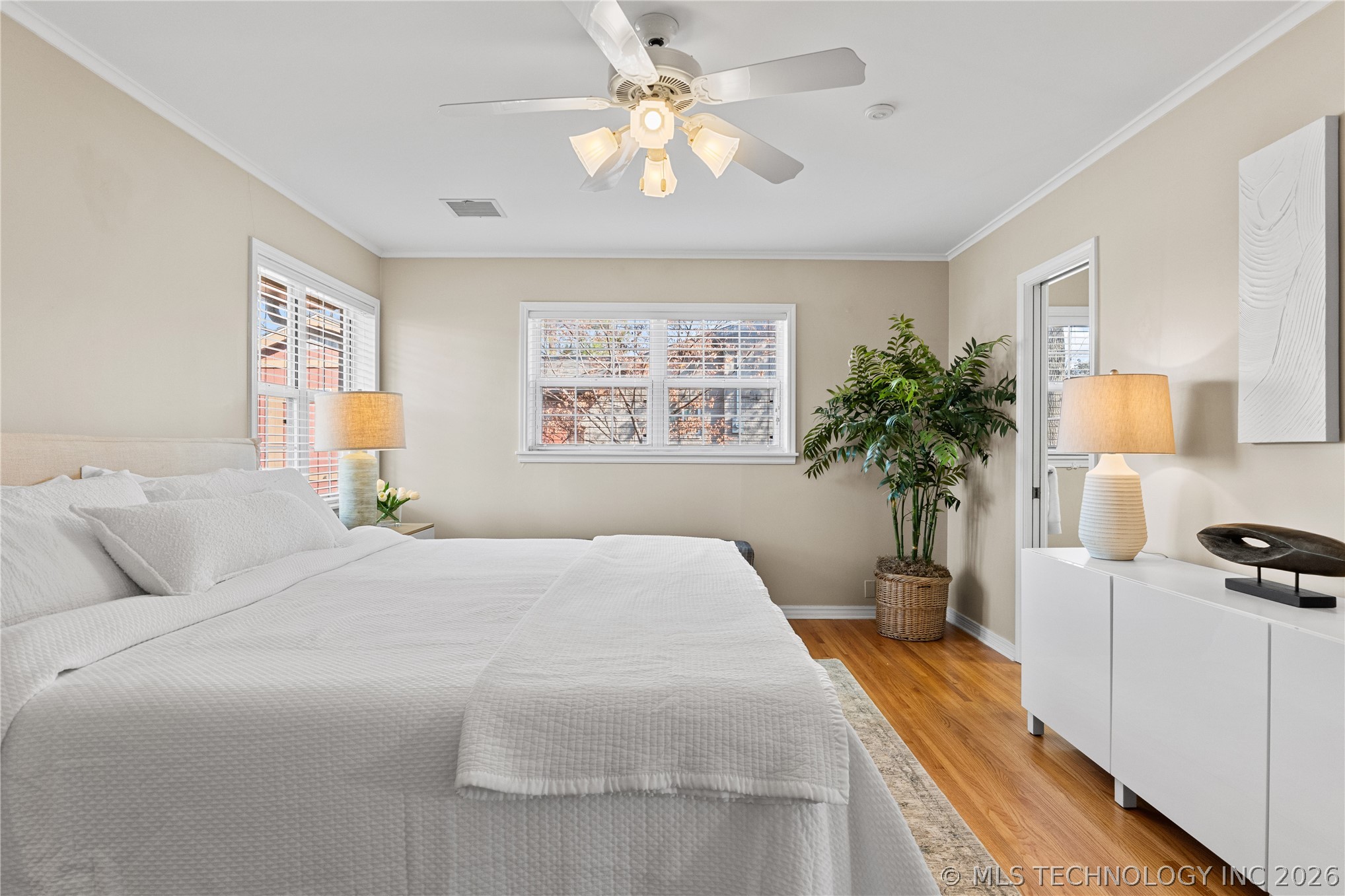 3707 E 47th Place Property Photo 38