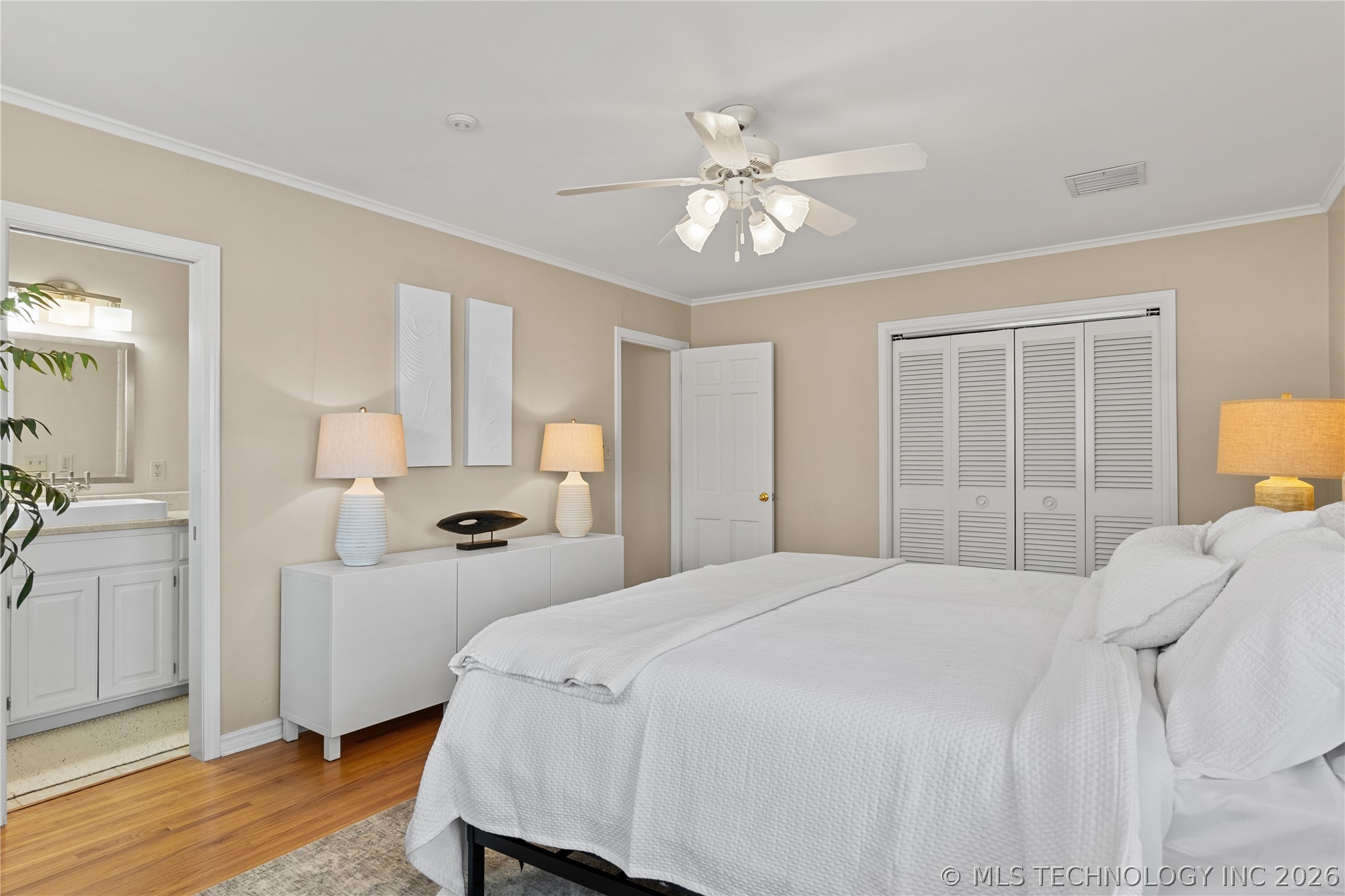 3707 E 47th Place Property Photo 39