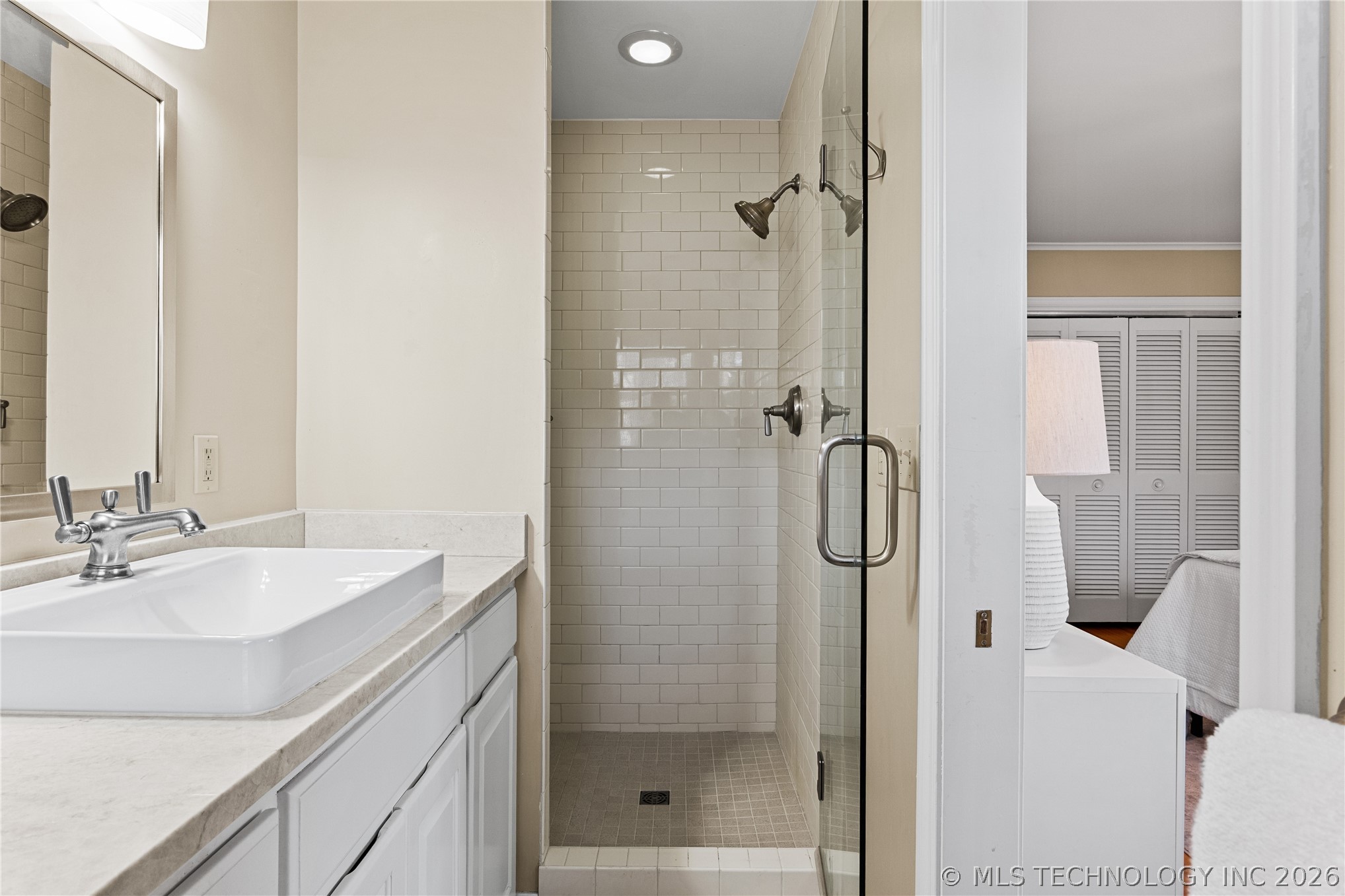 3707 E 47th Place Property Photo 42