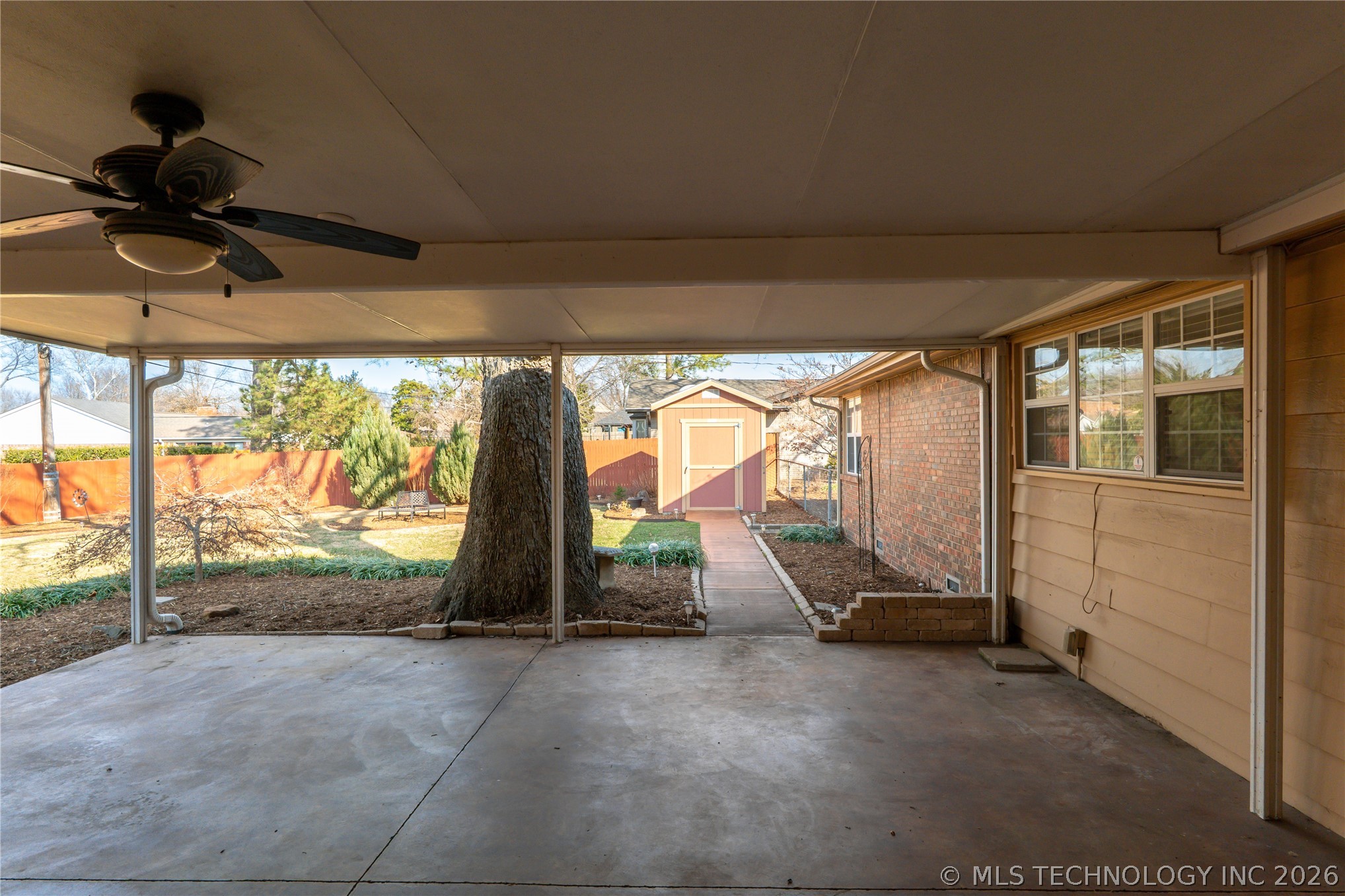 3707 E 47th Place Property Photo 53