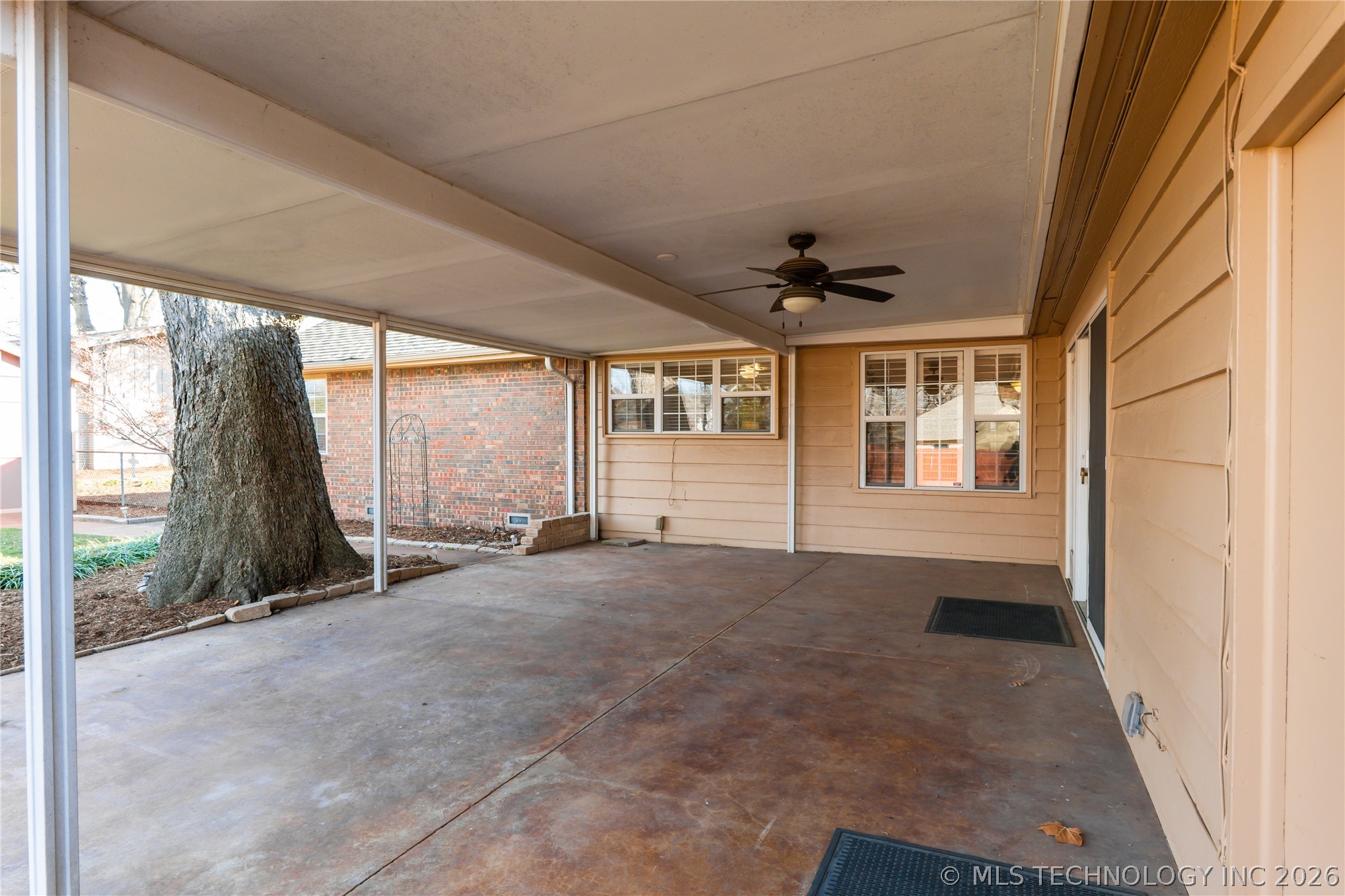 3707 E 47th Place Property Photo 60