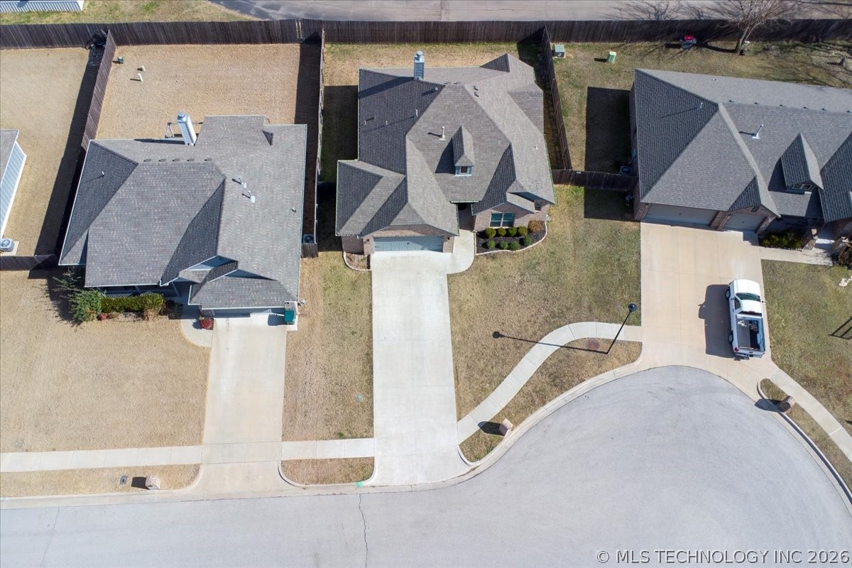 5433 Skylane Drive Property Photo 36