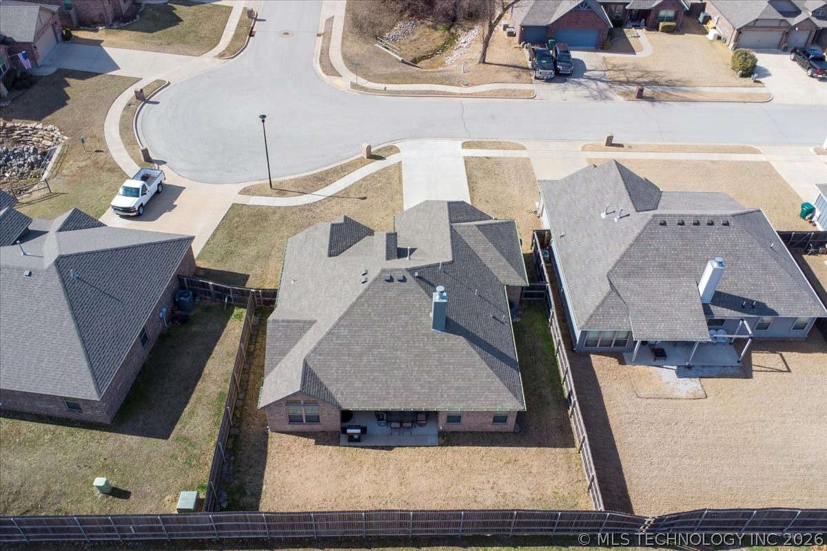 5433 Skylane Drive Property Photo 38