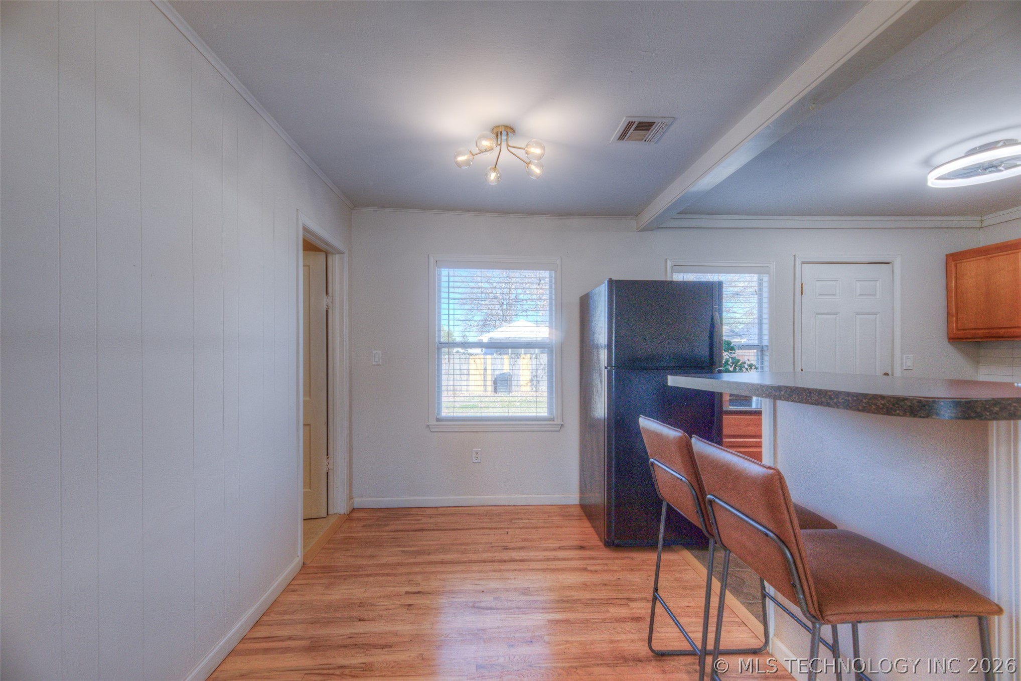 3741 E 2nd Street Property Photo 5