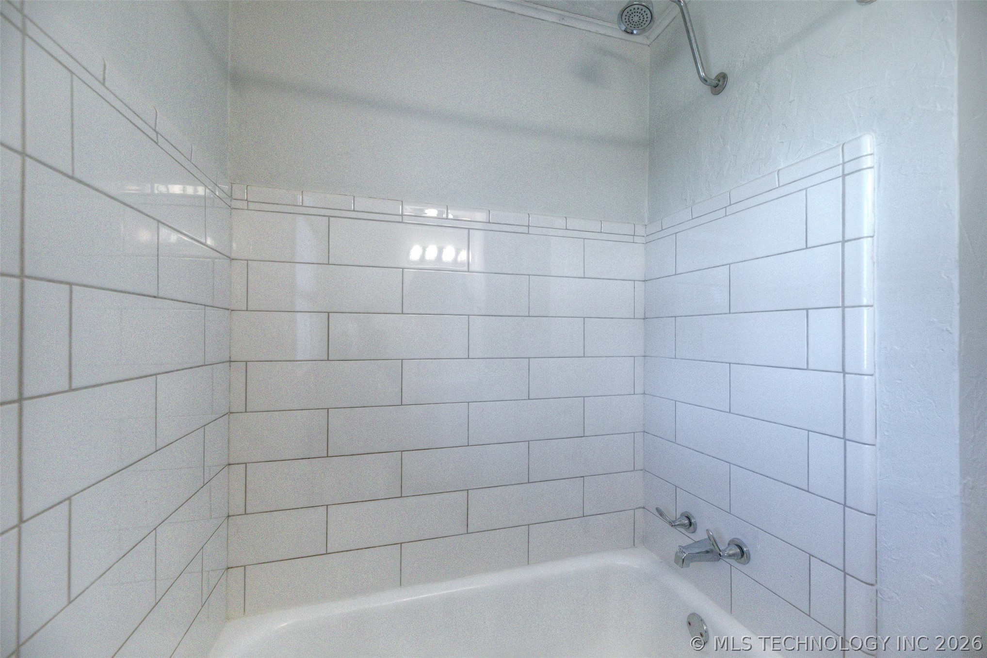 3741 E 2nd Street Property Photo 14