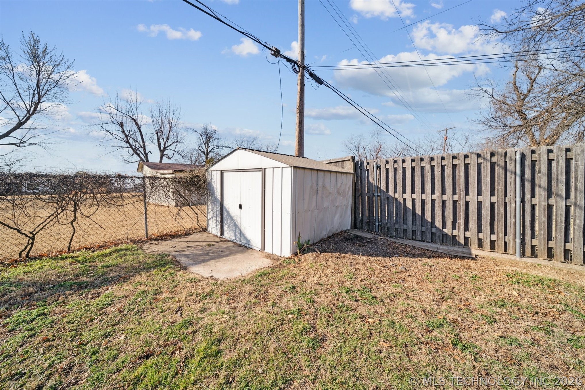 7512 E 22nd Place Property Photo 15