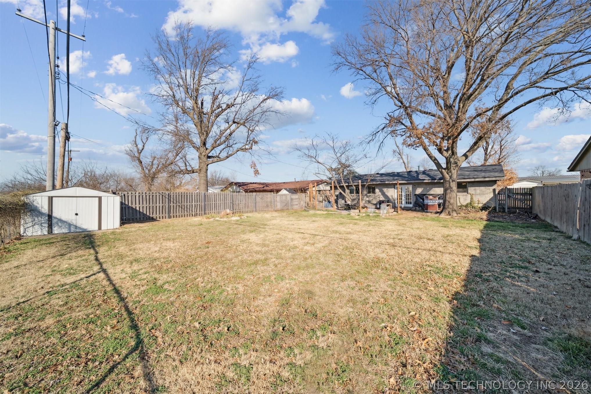 7512 E 22nd Place Property Photo 16