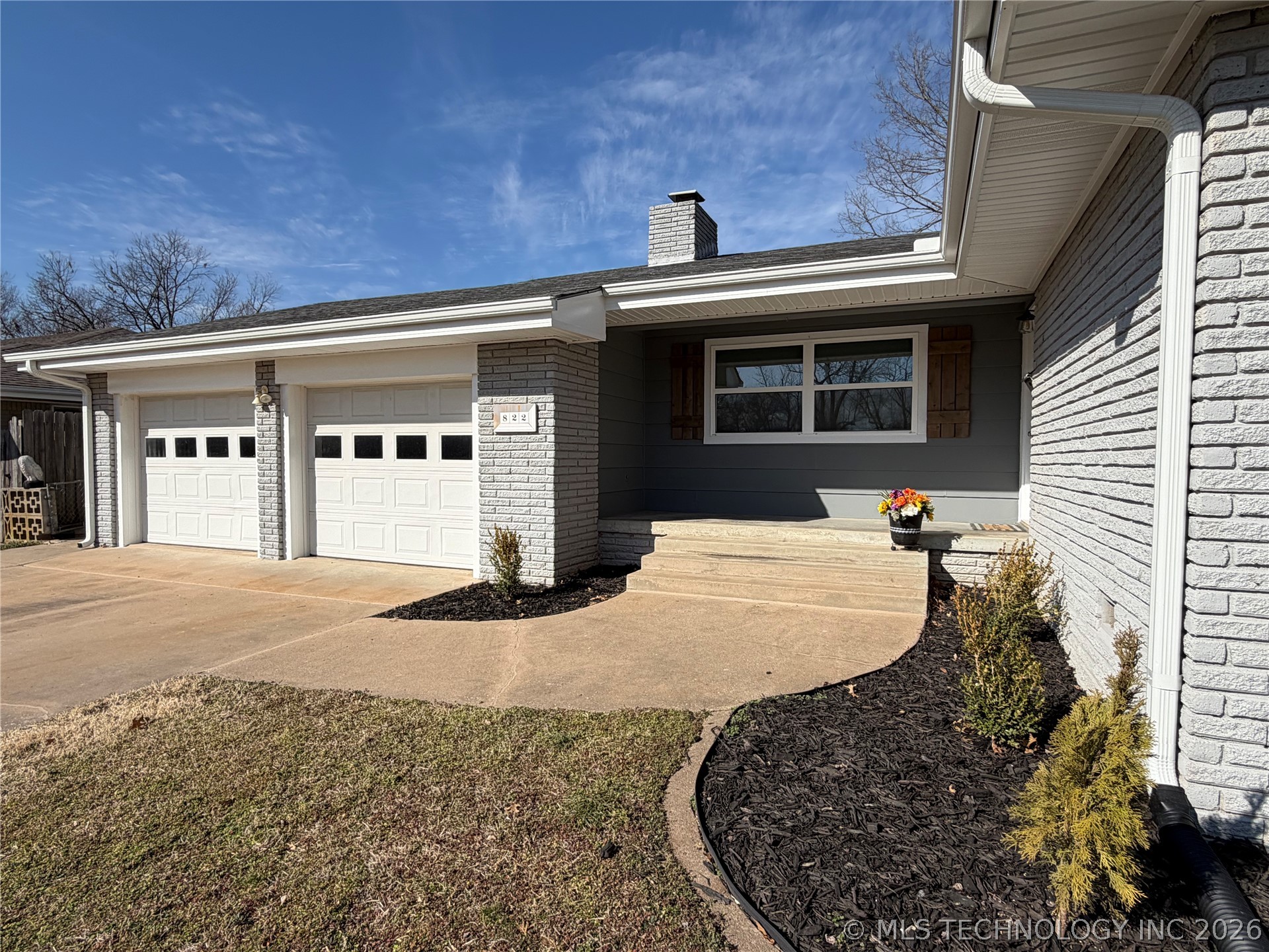 822 E 6th Street Property Photo 4