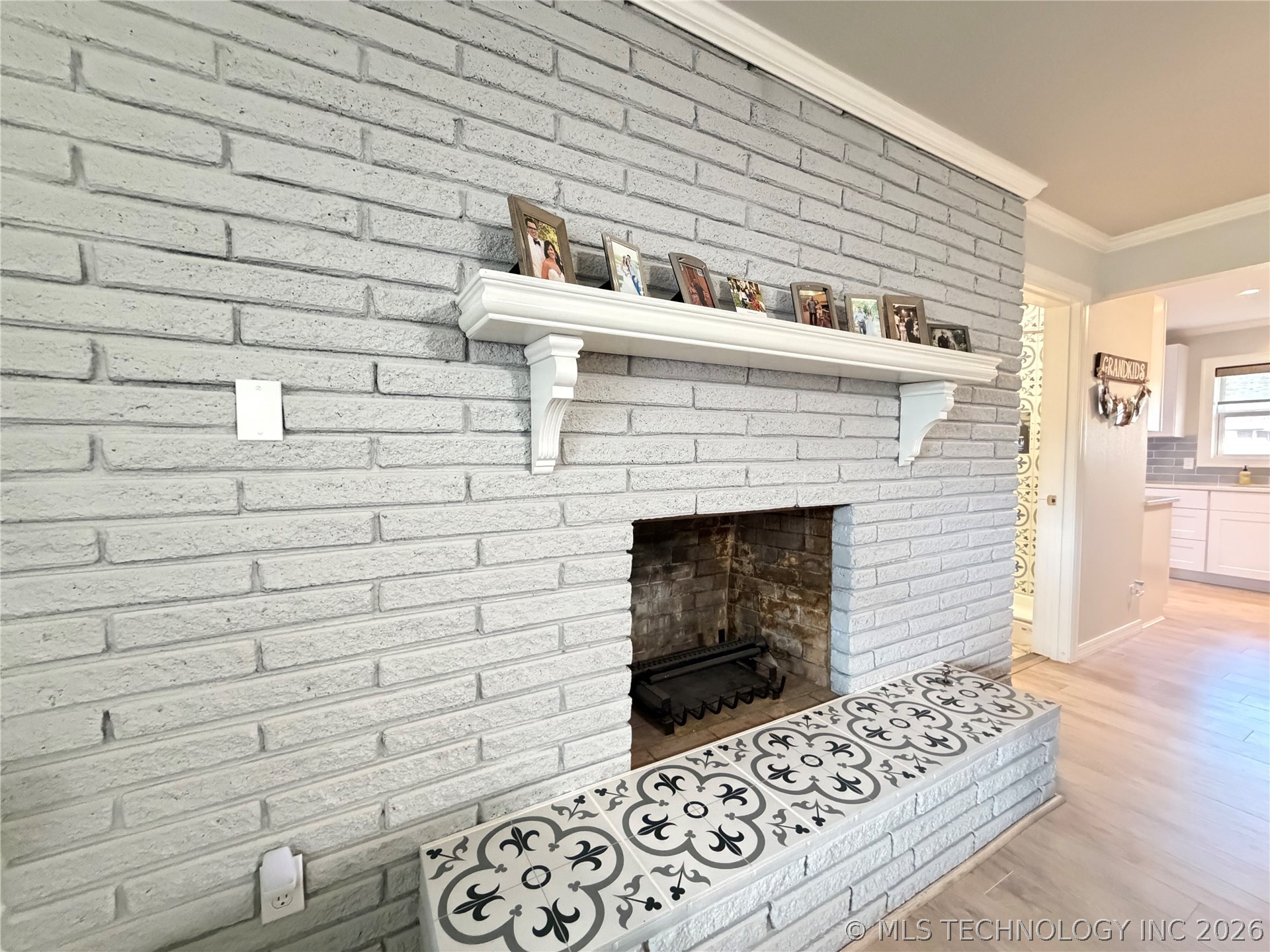 822 E 6th Street Property Photo 9