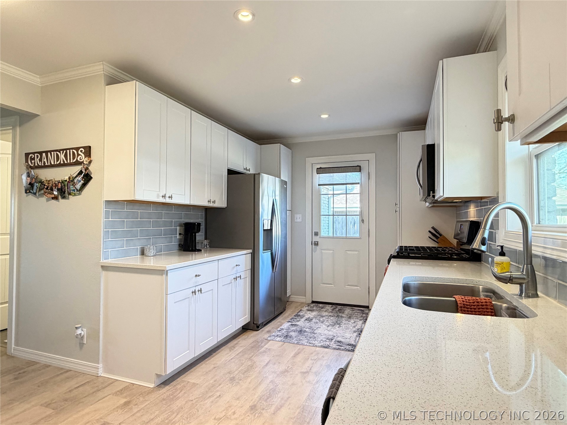 822 E 6th Street Property Photo 13