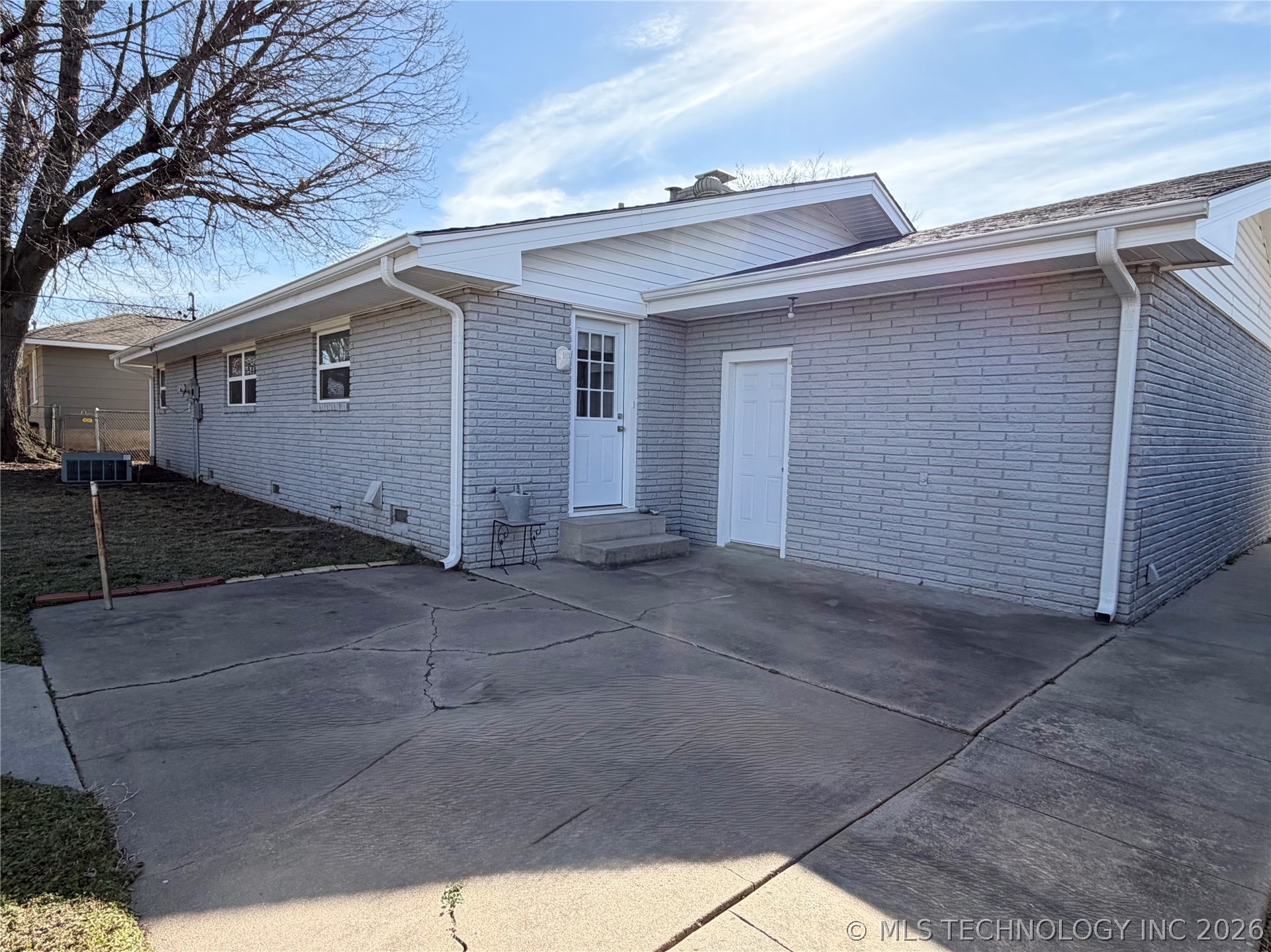 822 E 6th Street Property Photo 36