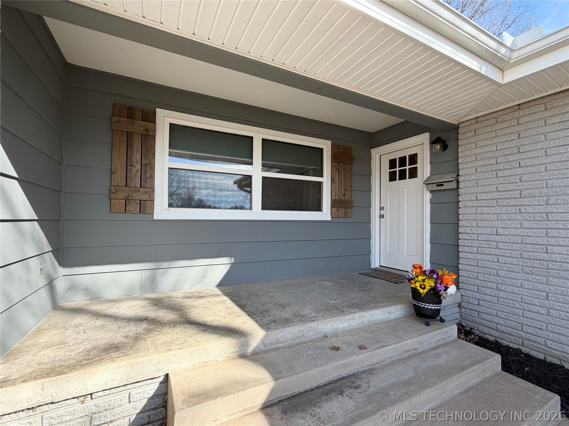 822 E 6th Street Property Photo 44