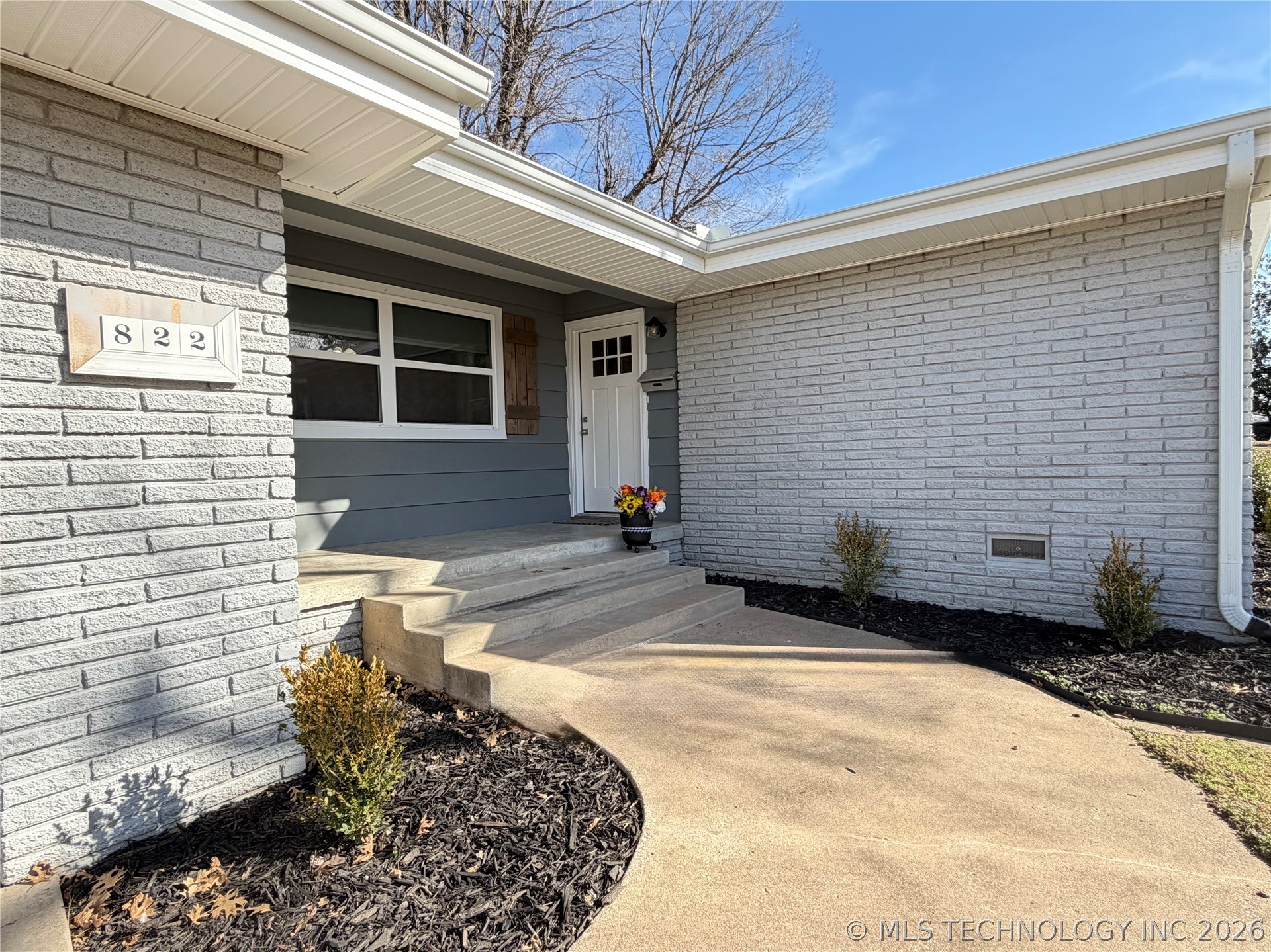 822 E 6th Street Property Photo 51