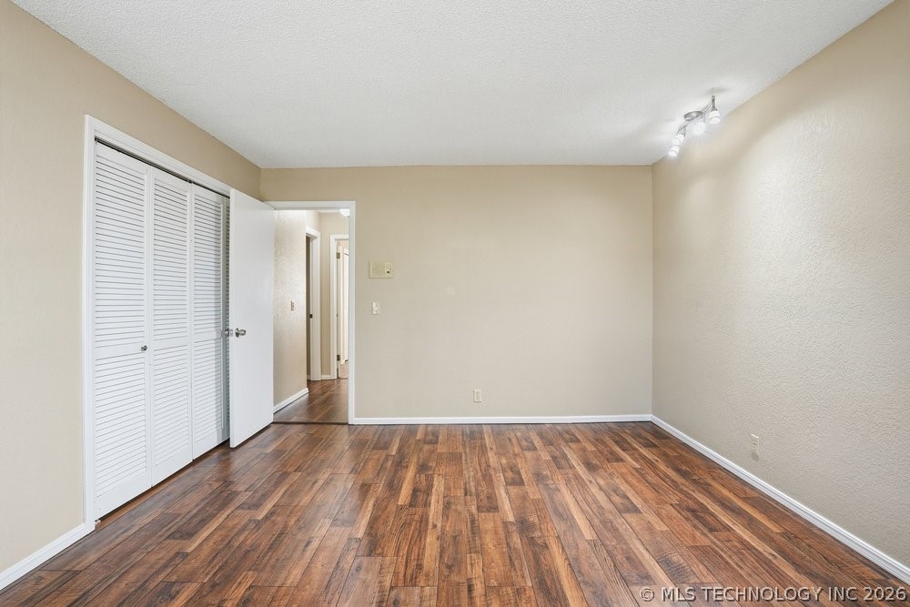 8116 S Florence Place Property Photo 22