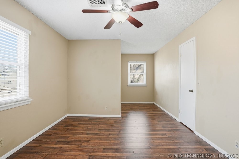 8116 S Florence Place Property Photo 29