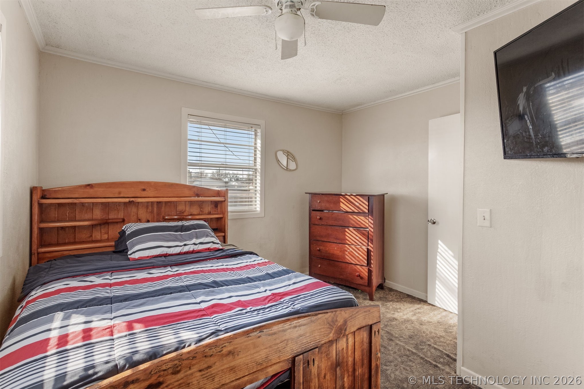 407 N Hillman Avenue Property Photo 24
