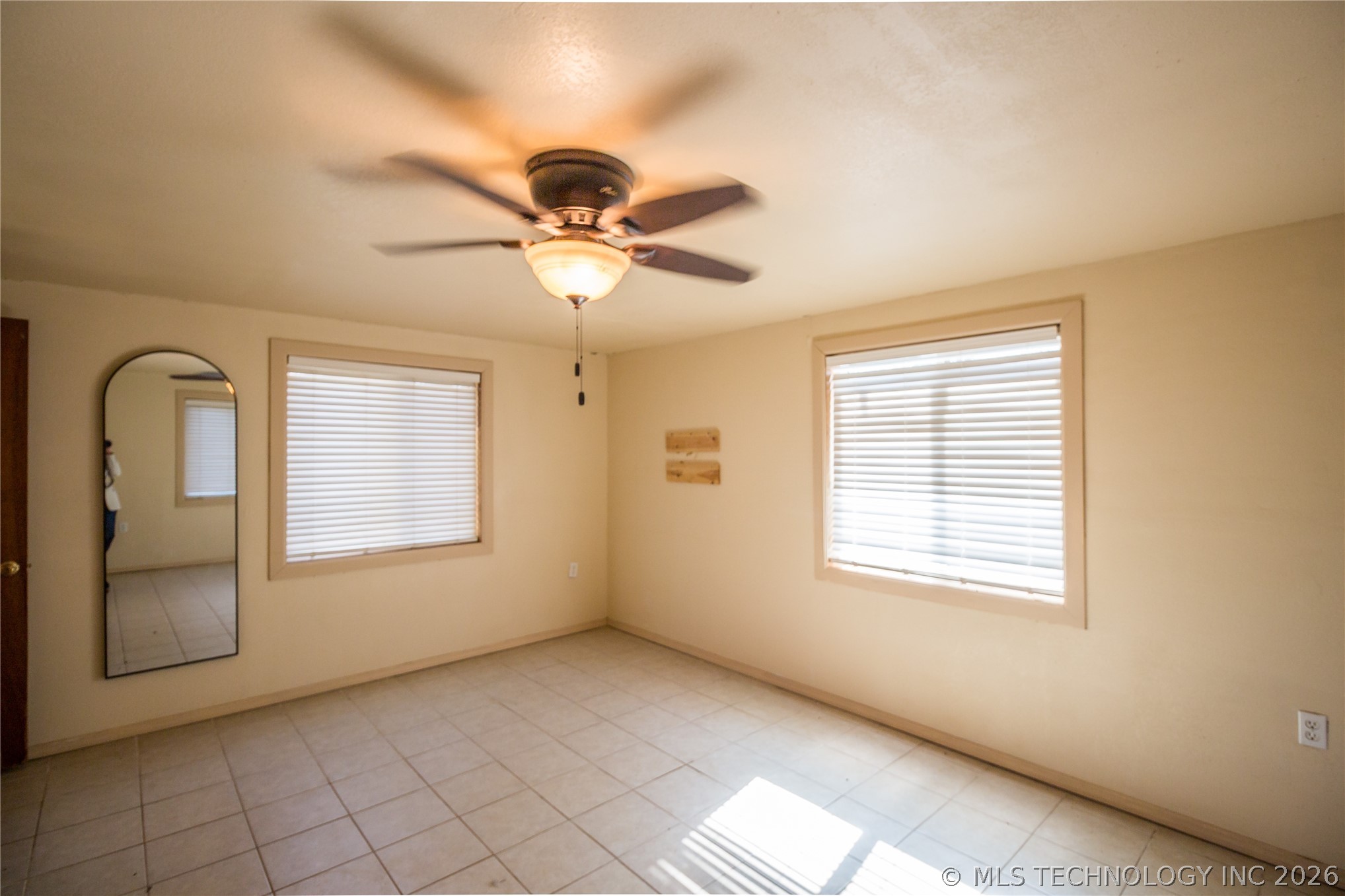 5350 Center Property Photo 5