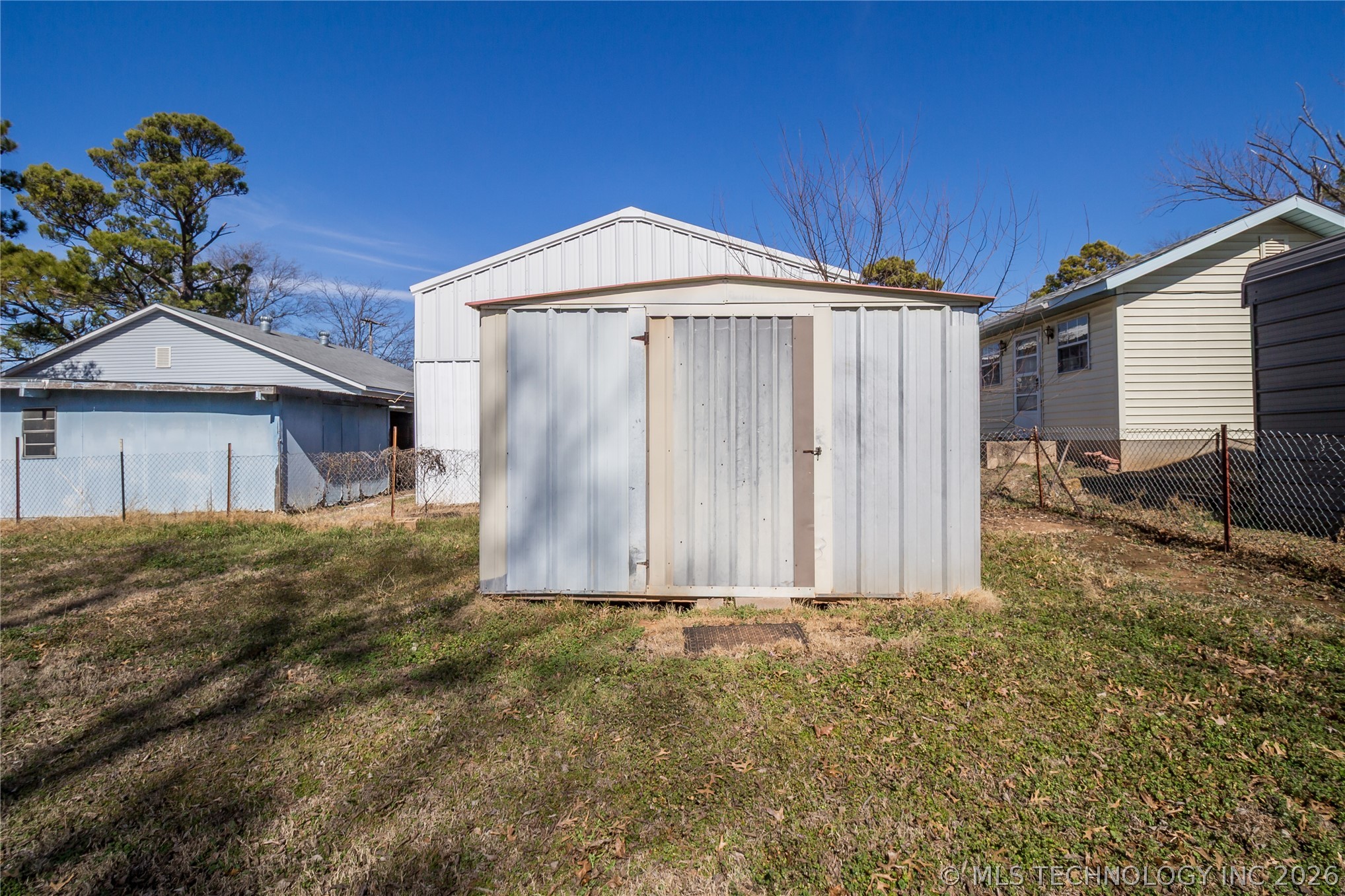 5350 Center Property Photo 14