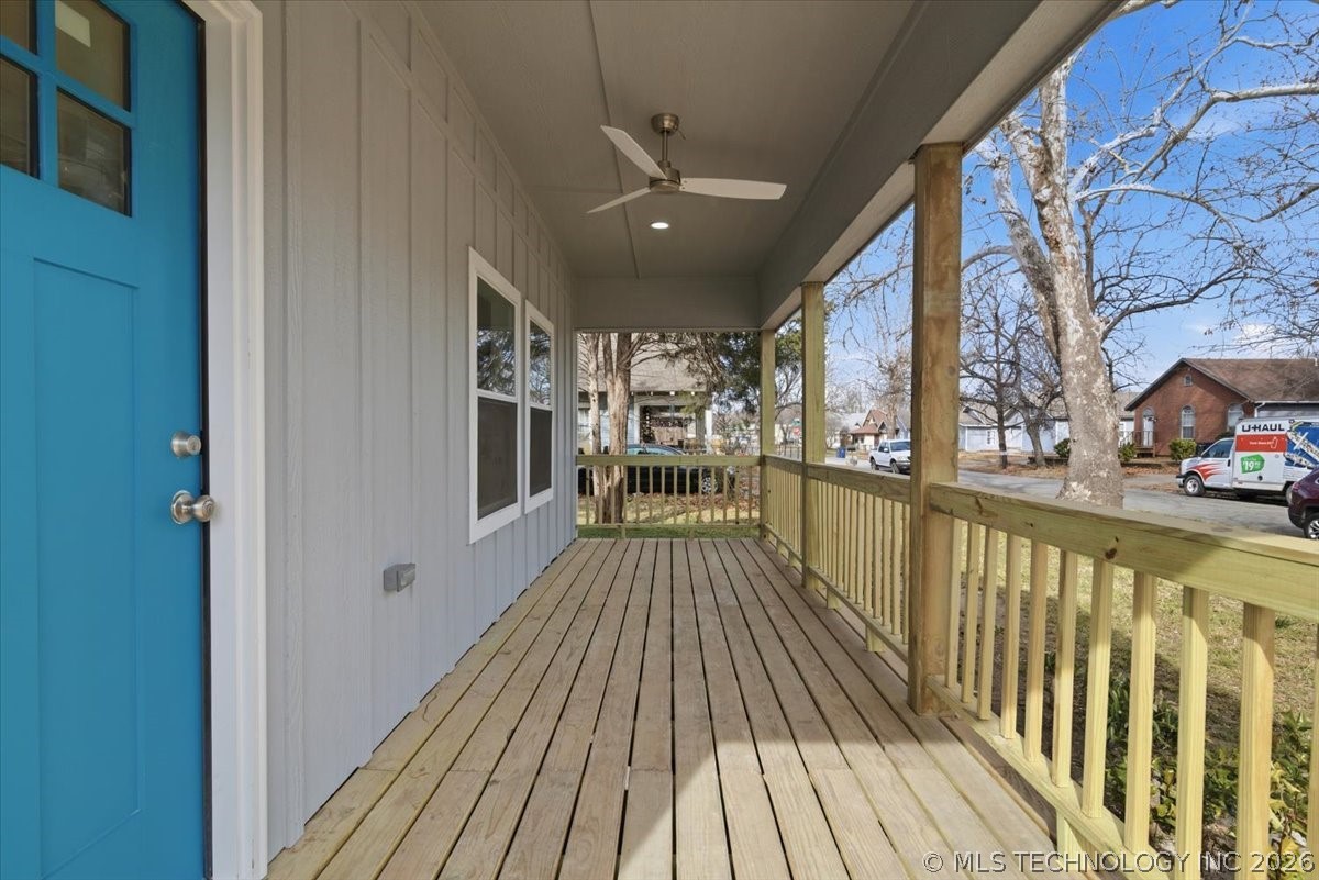 410 S Xanthus Avenue Property Photo 3