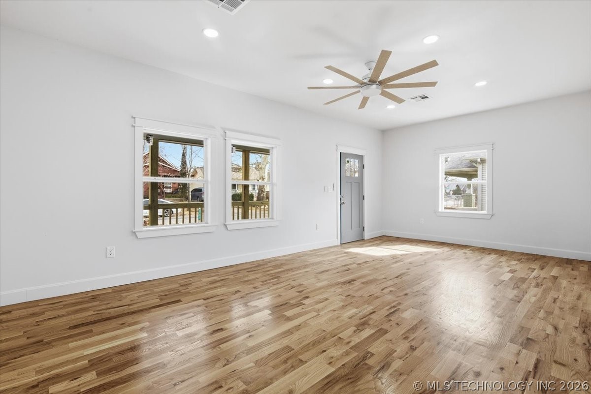 410 S Xanthus Avenue Property Photo 7