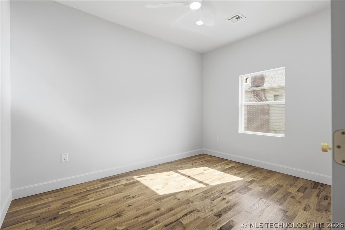 410 S Xanthus Avenue Property Photo 16