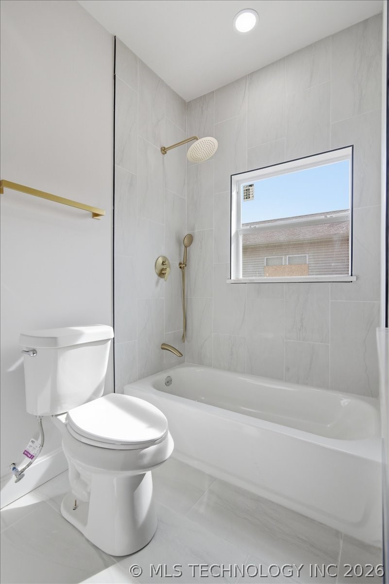 410 S Xanthus Avenue Property Photo 25