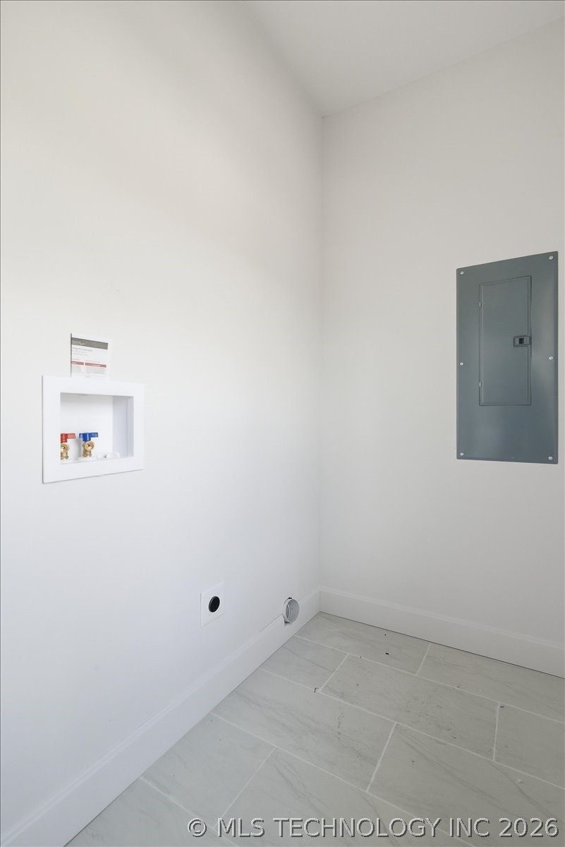 410 S Xanthus Avenue Property Photo 32