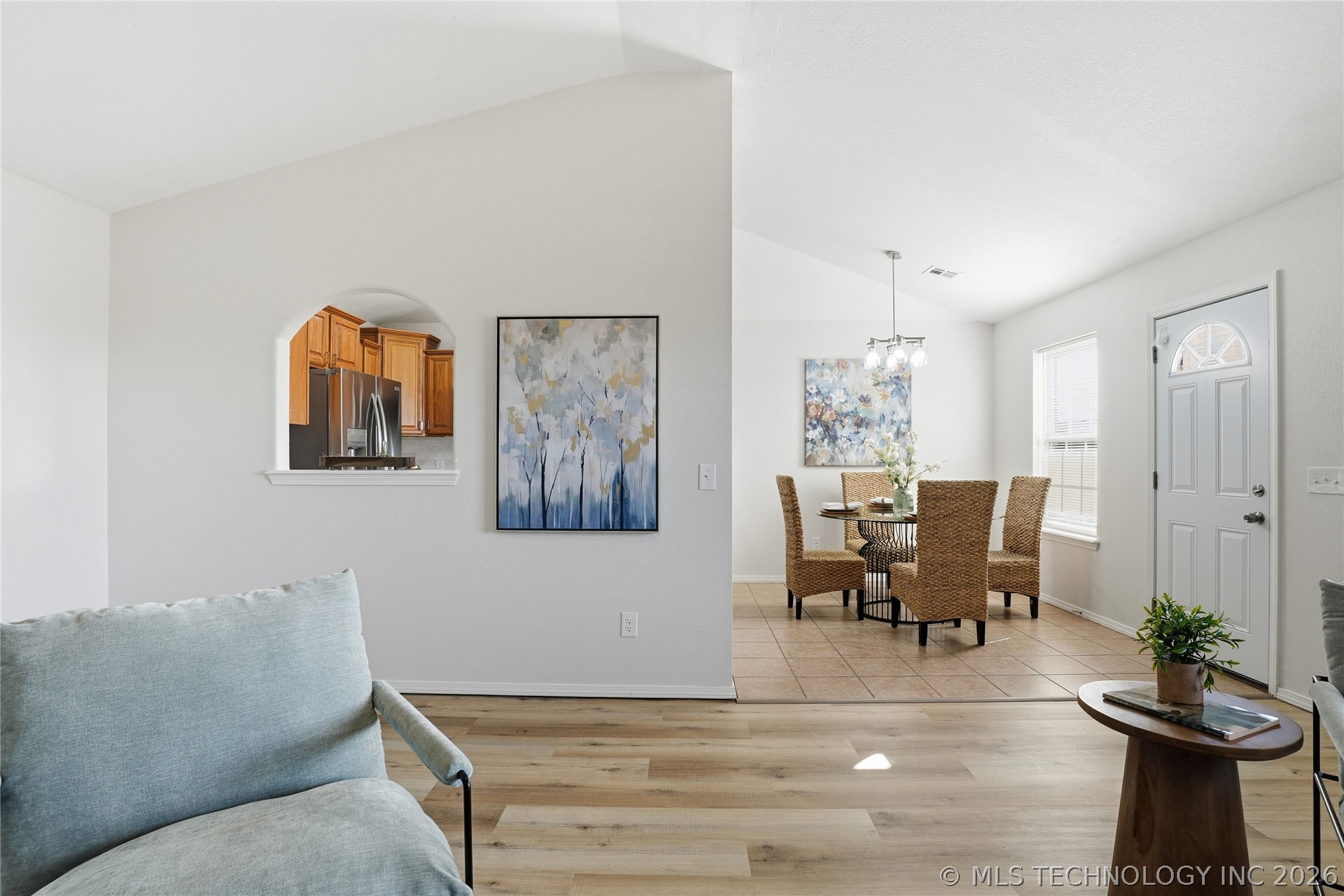 6 E Fairlane Drive Property Photo 12