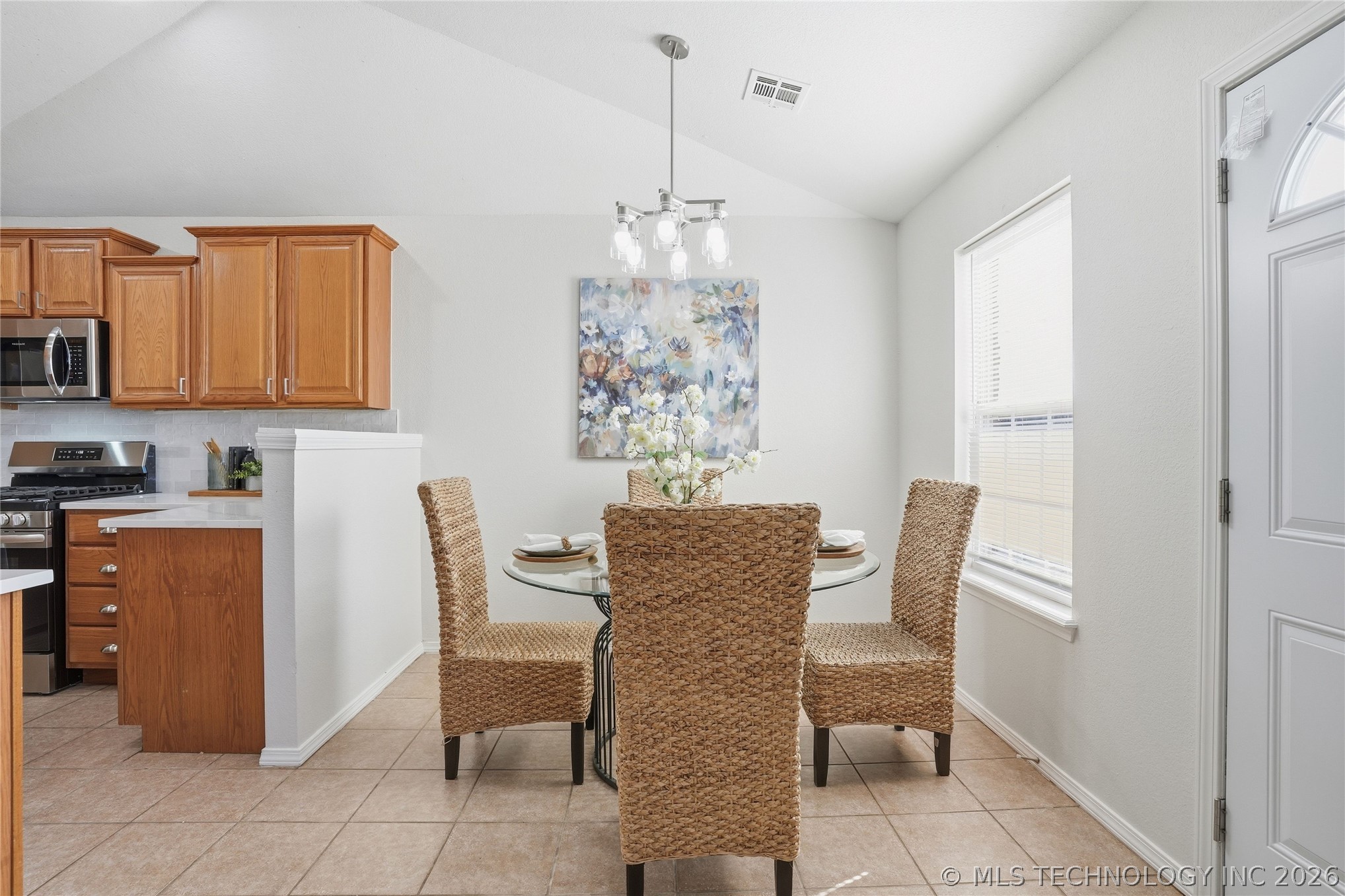 6 E Fairlane Drive Property Photo 13