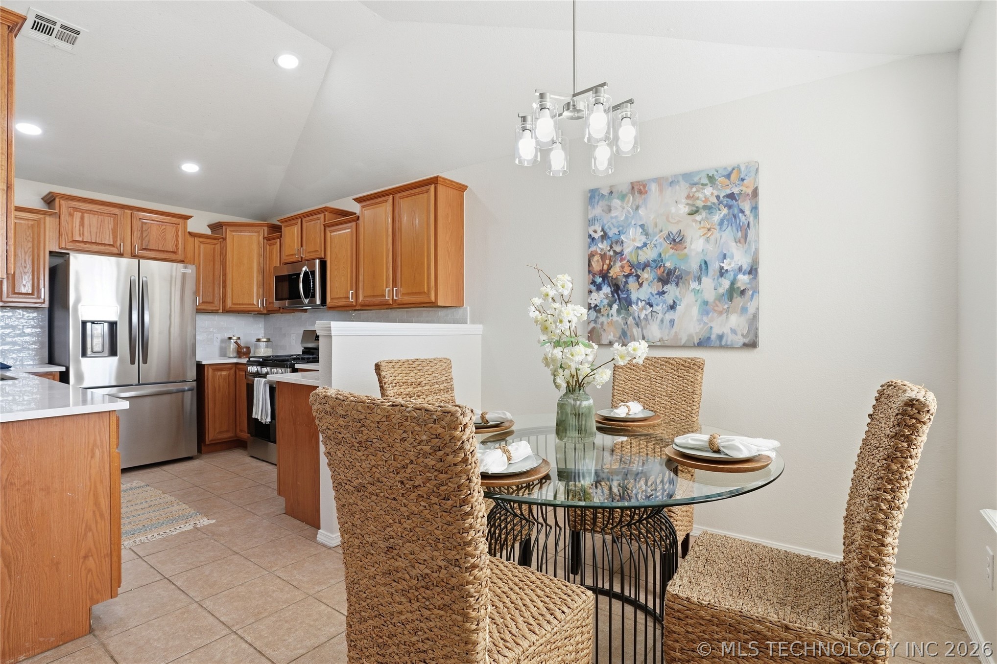 6 E Fairlane Drive Property Photo 14