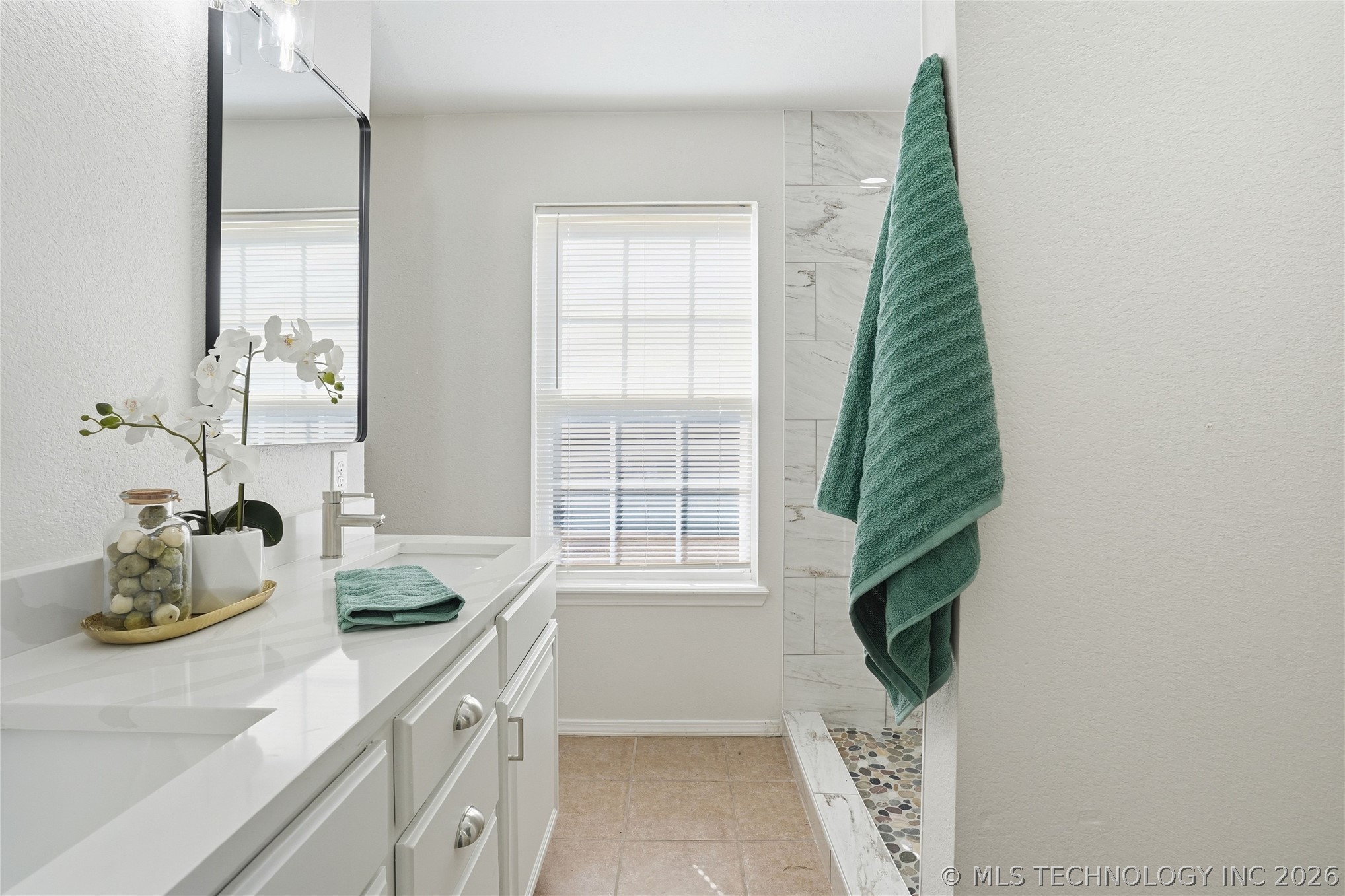 6 E Fairlane Drive Property Photo 26