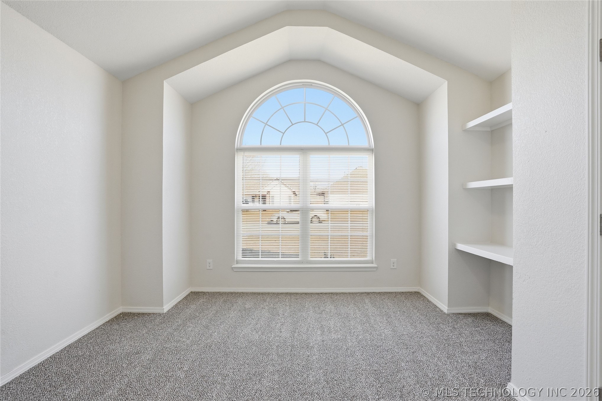 6 E Fairlane Drive Property Photo 31