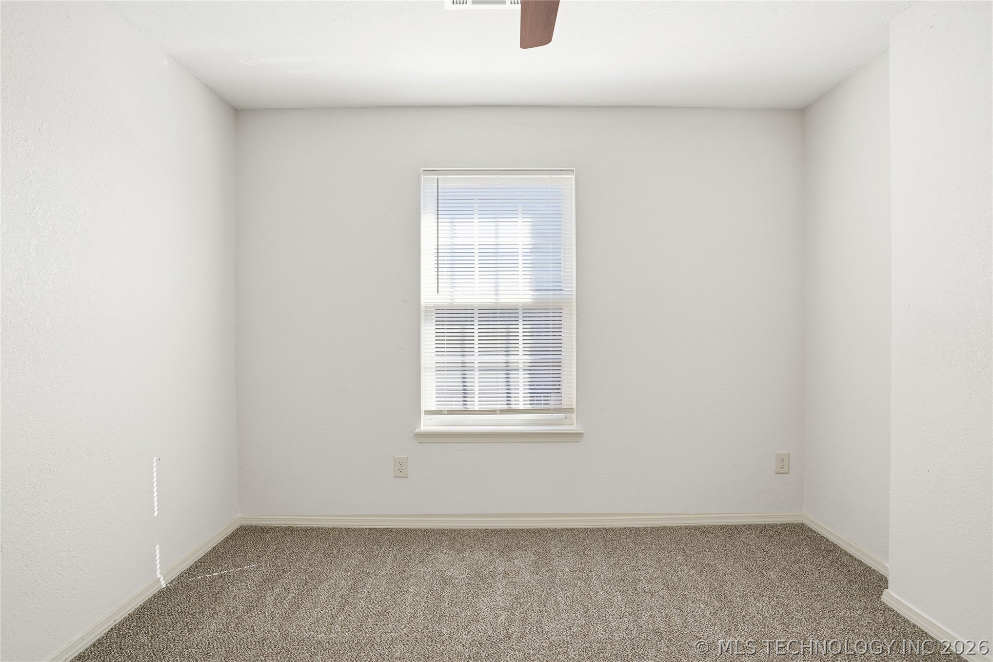 6 E Fairlane Drive Property Photo 33