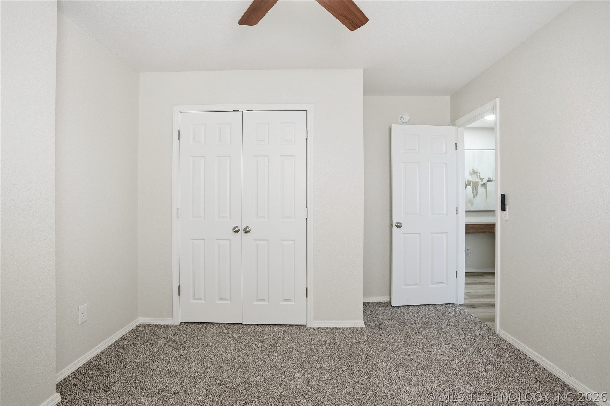 6 E Fairlane Drive Property Photo 34