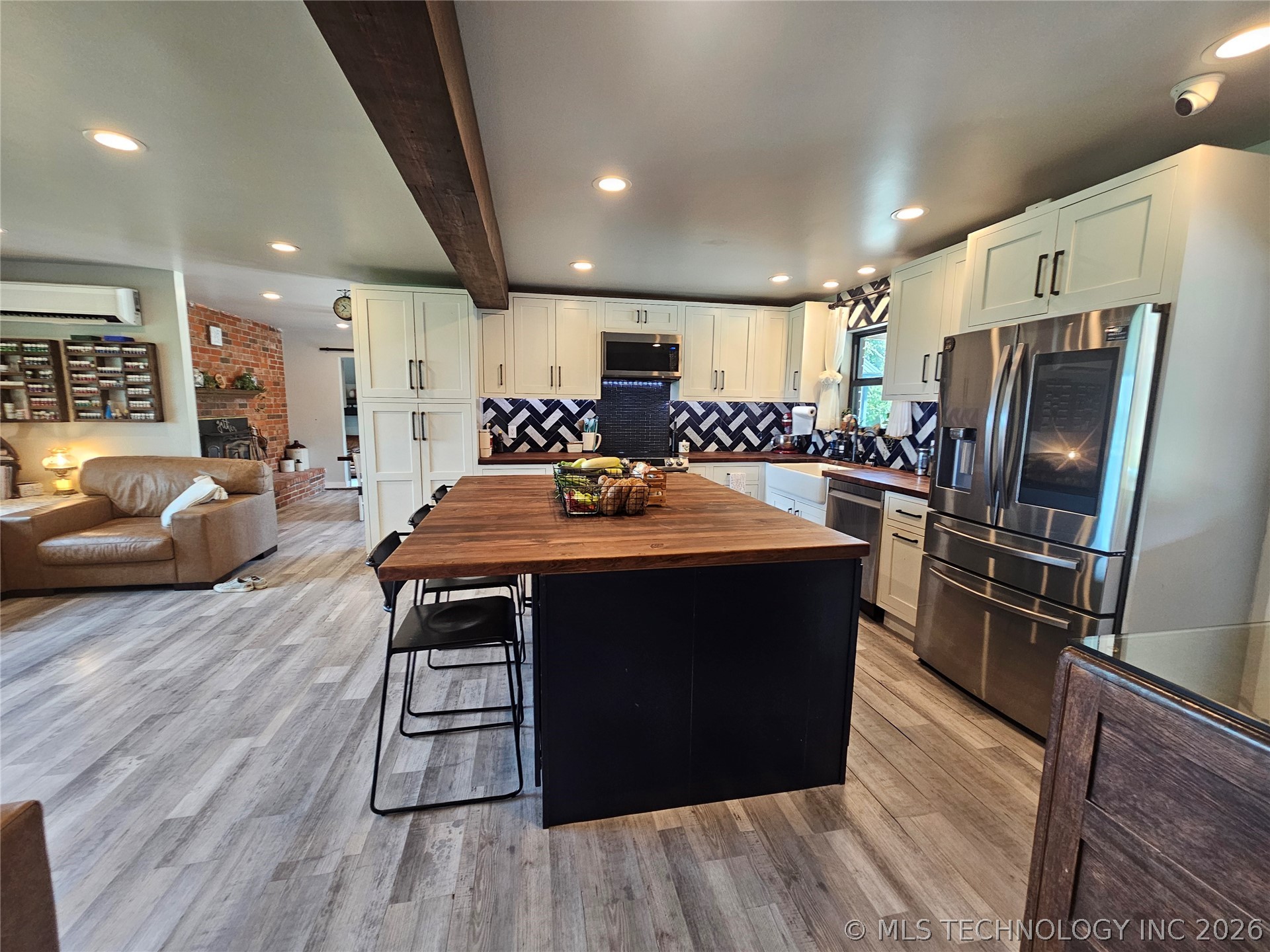 16160 Hectorville Road Property Photo 6