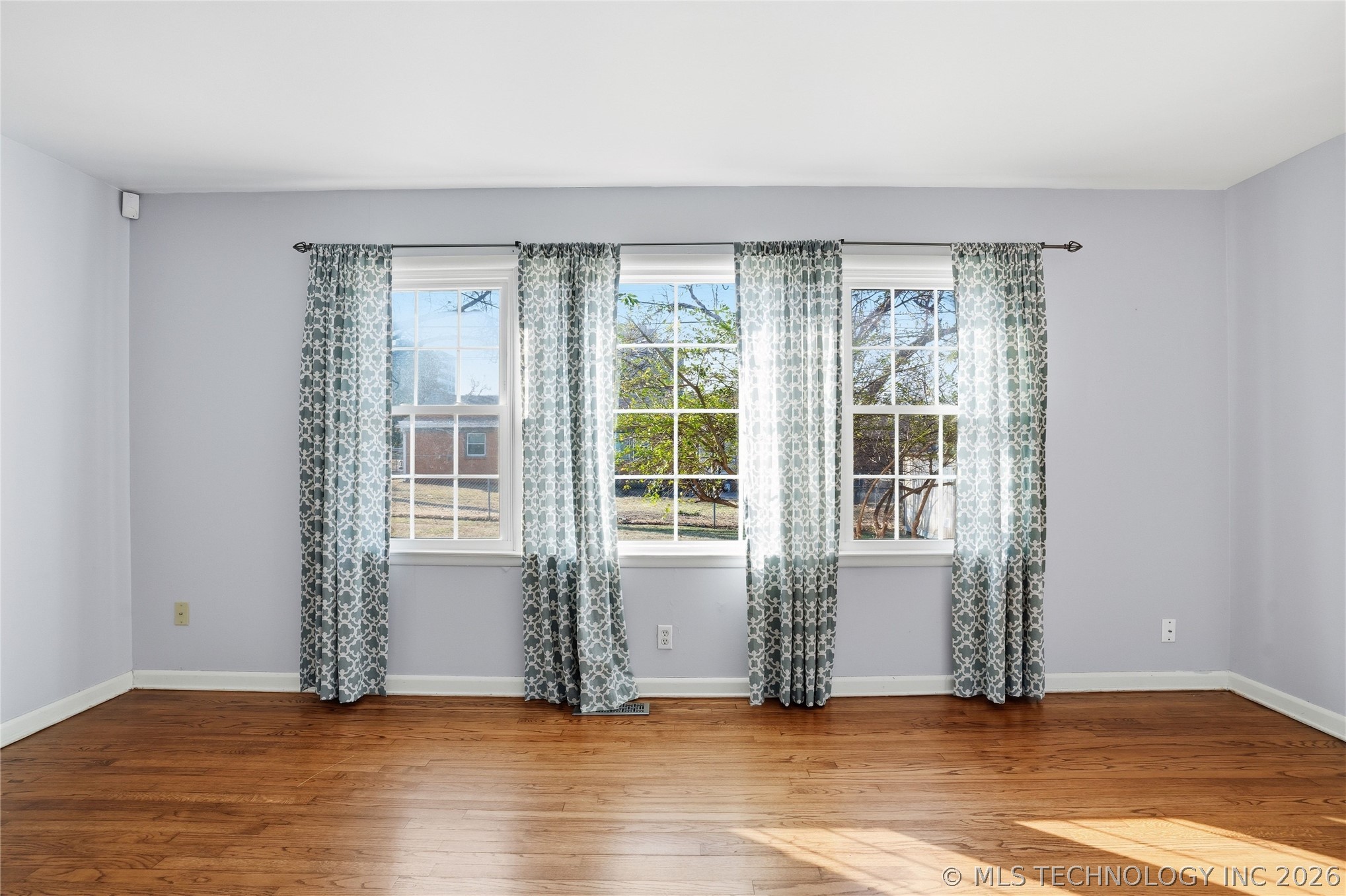 4438 E 58th Place Property Photo 14