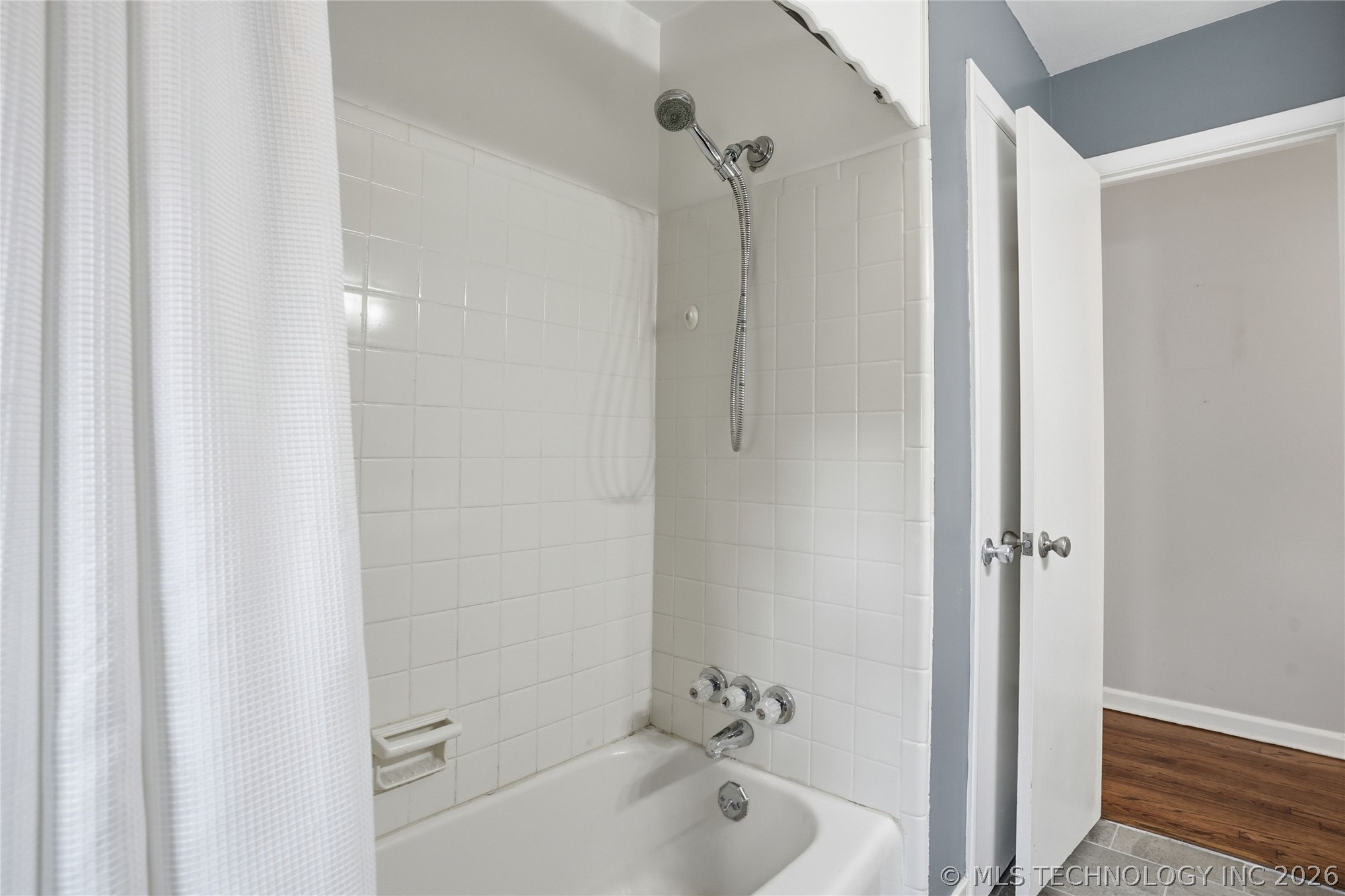 4438 E 58th Place Property Photo 19