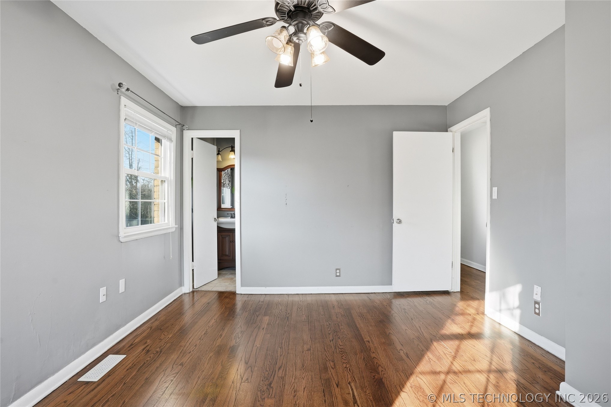 4438 E 58th Place Property Photo 22