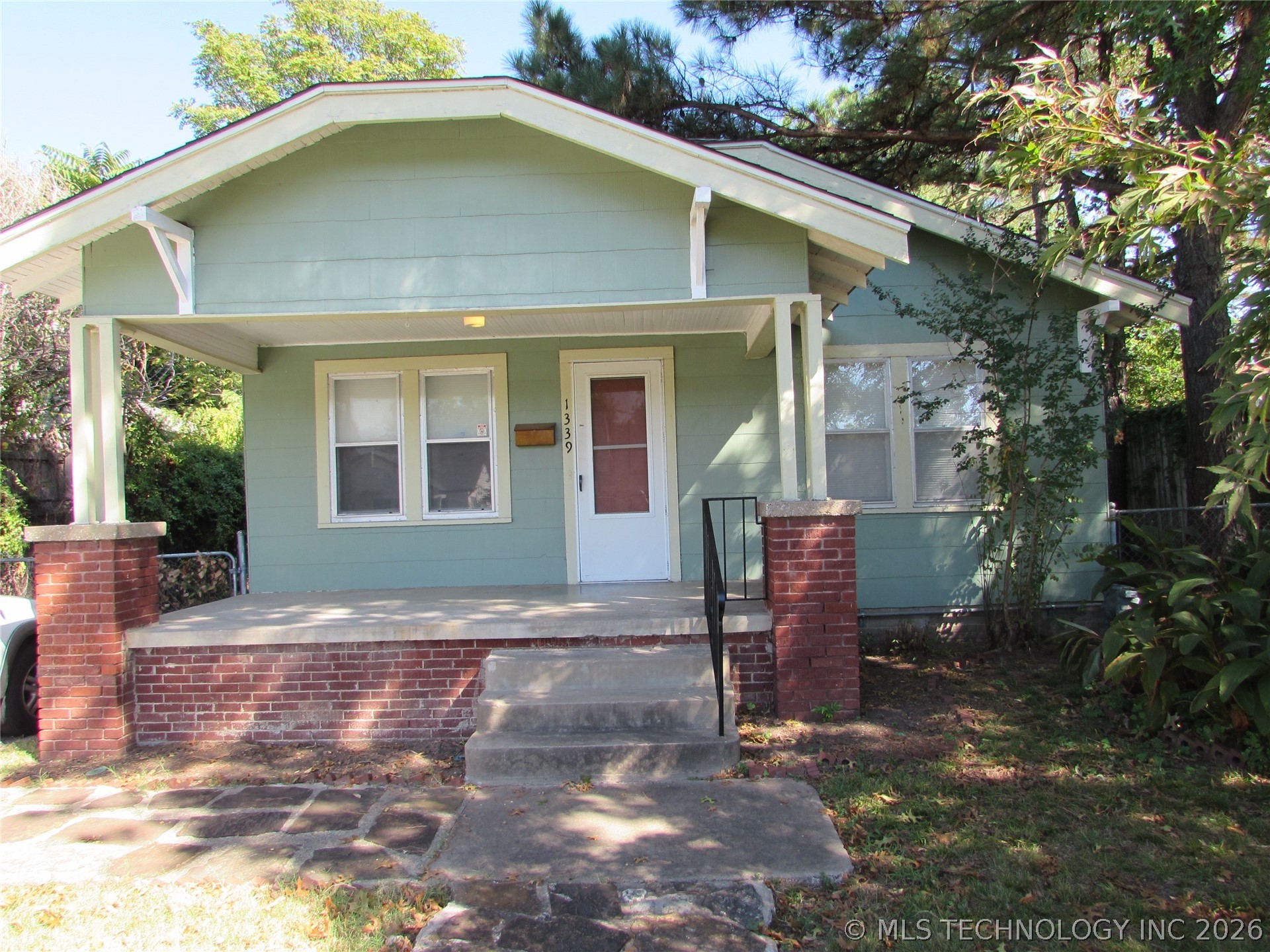 1339 S Gary Avenue Property Photo 1